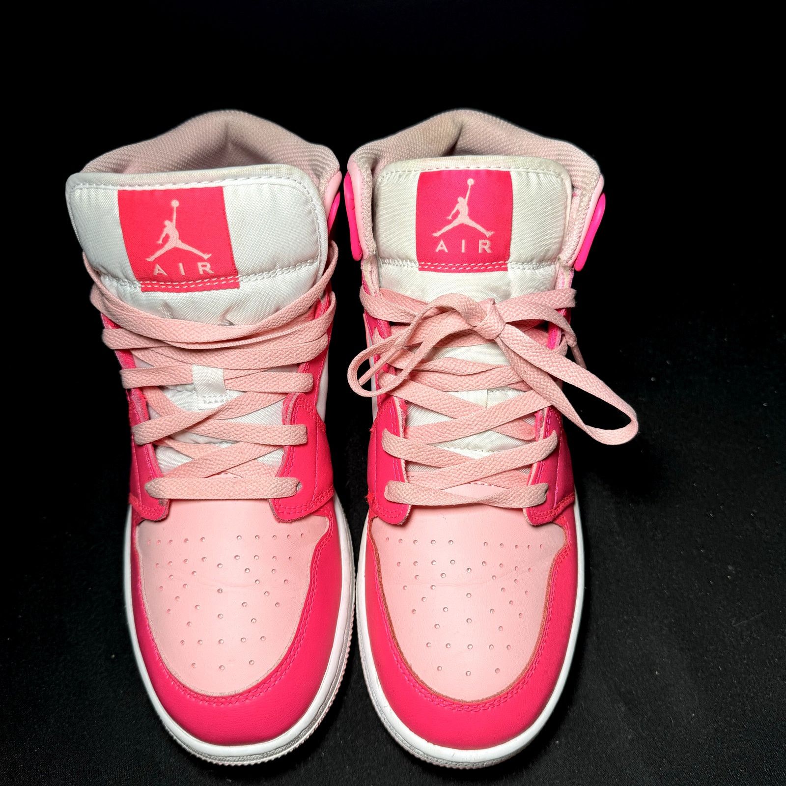 Jordan Brand × Nike Nike Air Jordan 1 Mid GS Fierce Pink Men's Shoes - Size 7 Size US 7 / EU 40 - 4 Thumbnail