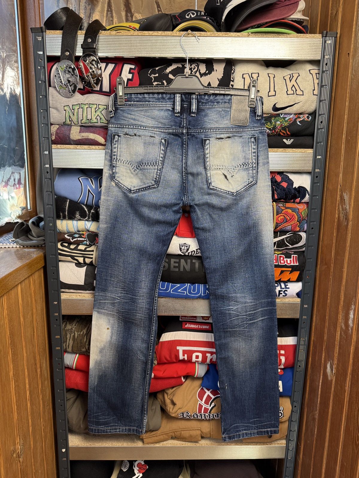 Diesel Y2K Distressed Diesel Avant Garde Jeans Baggy Size US 29 - 1 Thumbnail