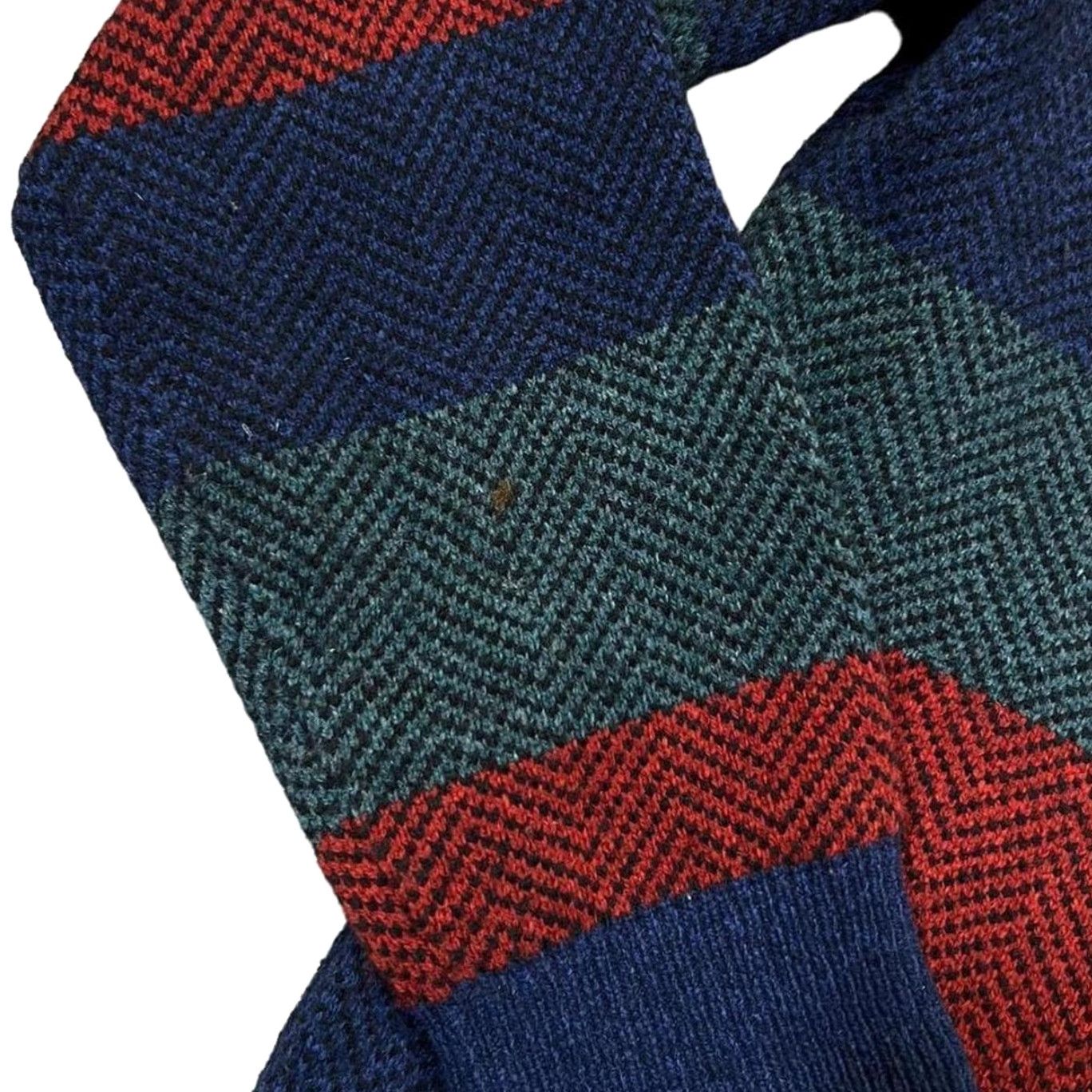 Gap GAP Colour Block Lambswool Nylon Knit Crewneck Sweater Jumper Small Navy Green Red Multicoloured Men Pullover Knit 55% lambswool 45% nylon Size US S / EU 44-46 / 1 - 5 Thumbnail