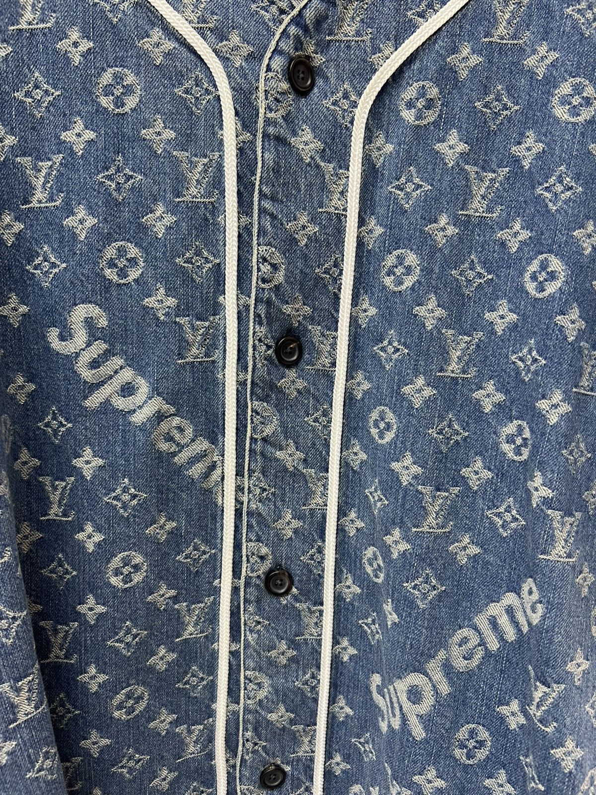 Louis Vuitton Louis Vuitton x Supreme Jacquard Denim Baseball Jersey Size US XL / EU 56 / 4 - 10 Thumbnail