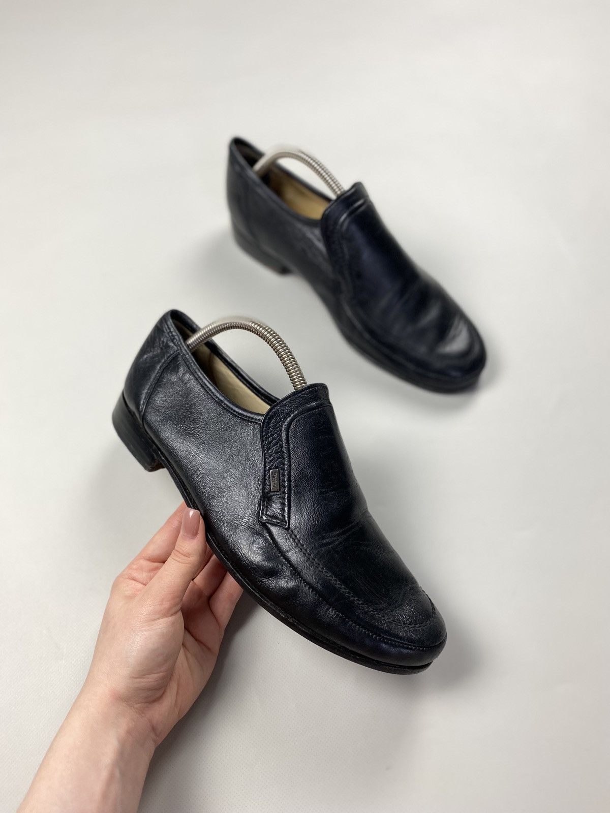 Barker Barker men’s leather loafer shoes size US 8.5 / UK 7.5 Size US 8.5 / EU 41-42 - 10 Thumbnail