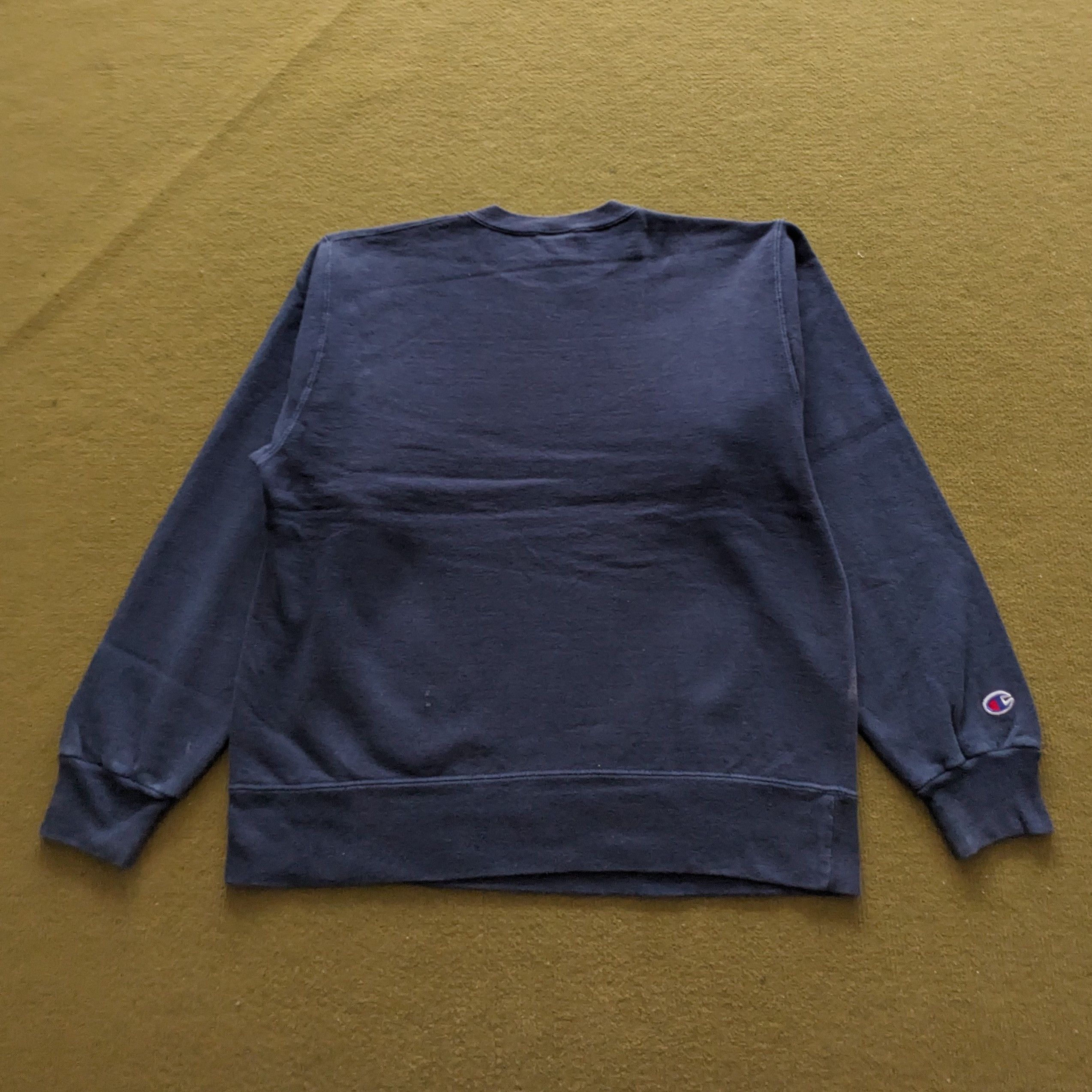 Champion Vintage CHAMPION Sportswear Brand Sweatshirt Size US M / EU 48-50 / 2 - 3 Thumbnail