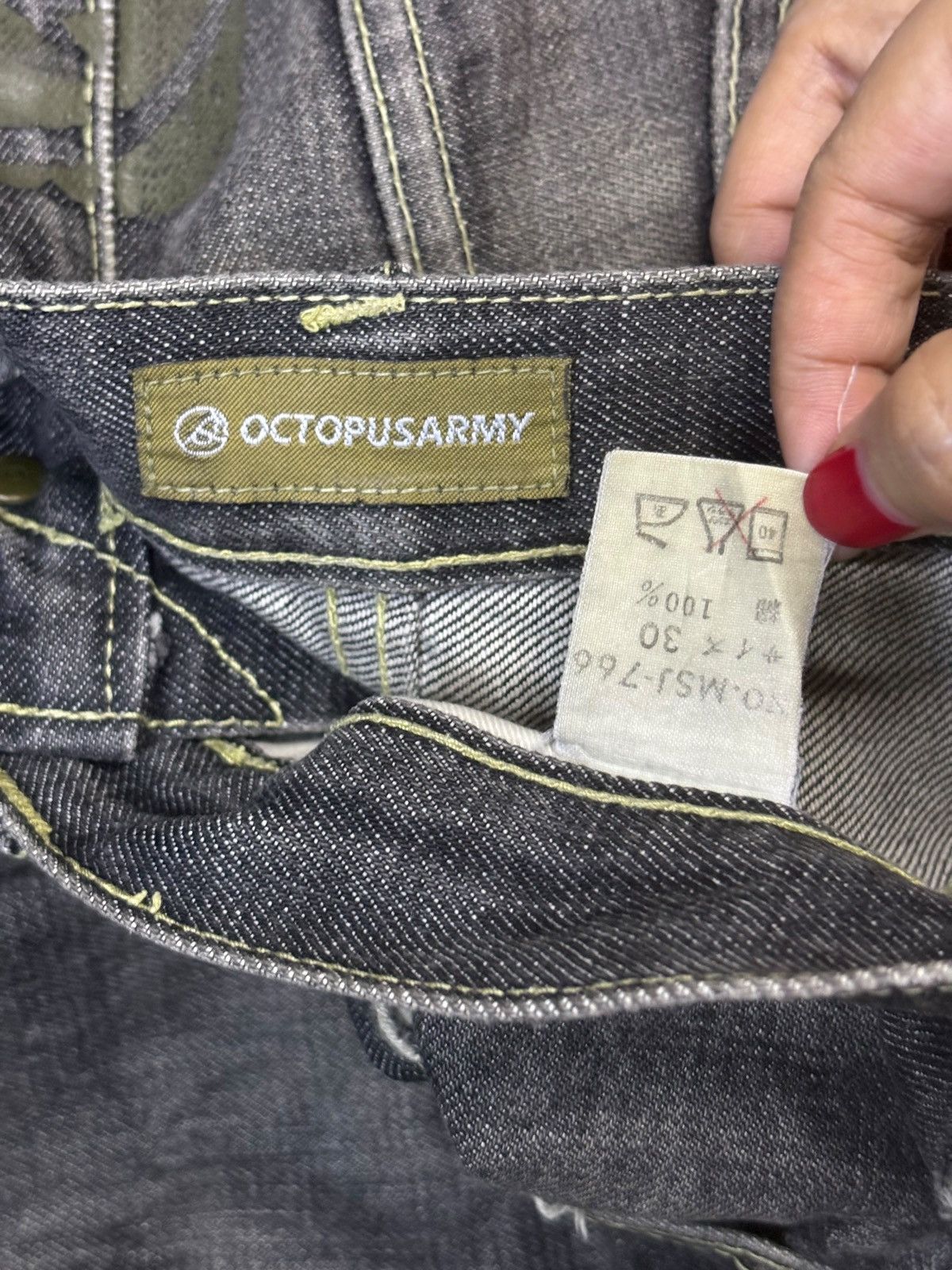 Japanese Brand Vintage Japanese Brand Rusty Wash Distressed Baggy Jeans Size US 31 - 9 Thumbnail