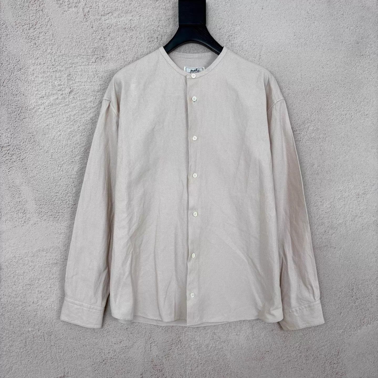 Hermes Hermes Old Money Pale Collarless Linen Shirt 39 Size US M / EU 48-50 / 2 - 1 Thumbnail