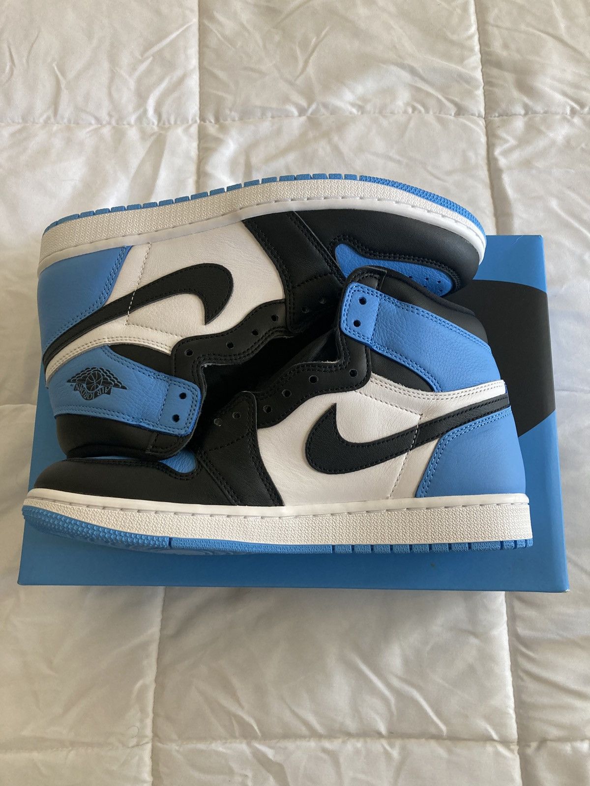 Jordan Brand Jordan 1 High UNC Toe Size US 8.5 / EU 41-42 - 1 Thumbnail