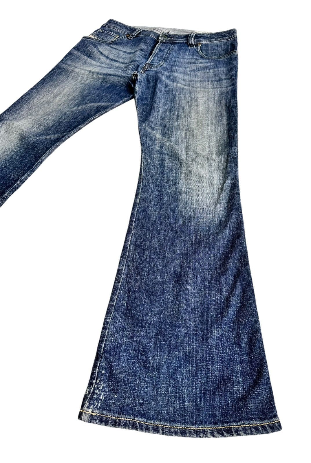 Diesel Vintage Super Flare Diesel Distressed Jeans Size US 32 / EU 48 - 1 Thumbnail
