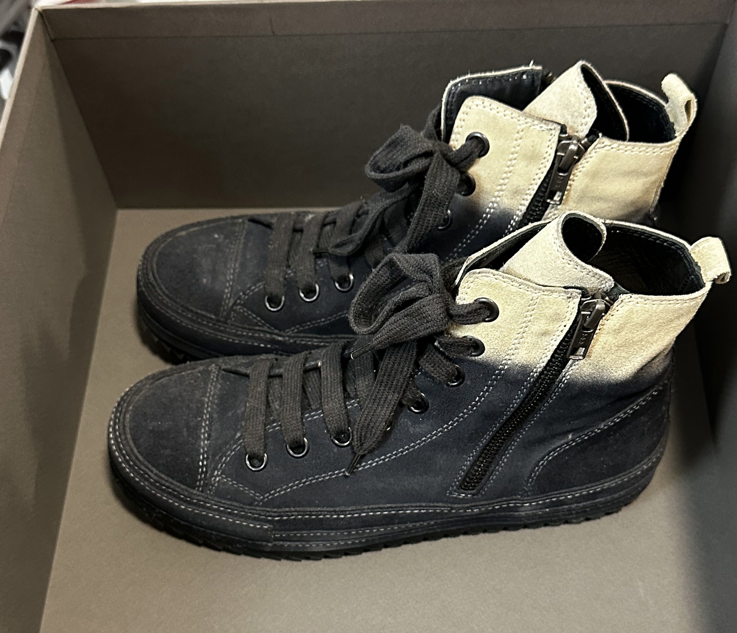 Ann Demeulemeester Ann Demeulemeester Ombre 2012 Sneakers Size US 6 / EU 39 - 2 Thumbnail