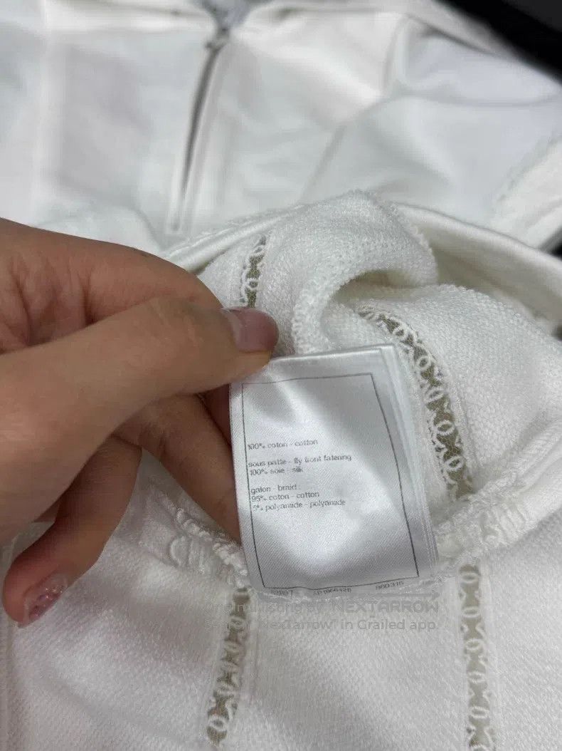 Chanel Chanel 24M white hollow striped short sleeve Size 24" / US 00 / IT 34 - 6 Thumbnail