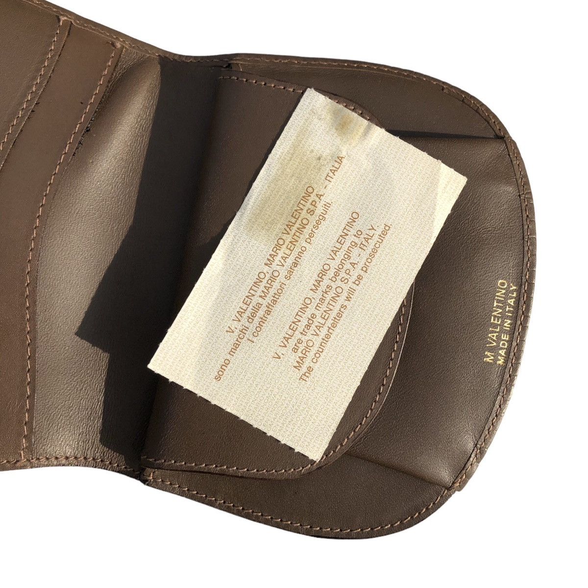 Valentino Mario Valentino Italy Overprinted V Women Wallet Size ONE SIZE - 4 Thumbnail