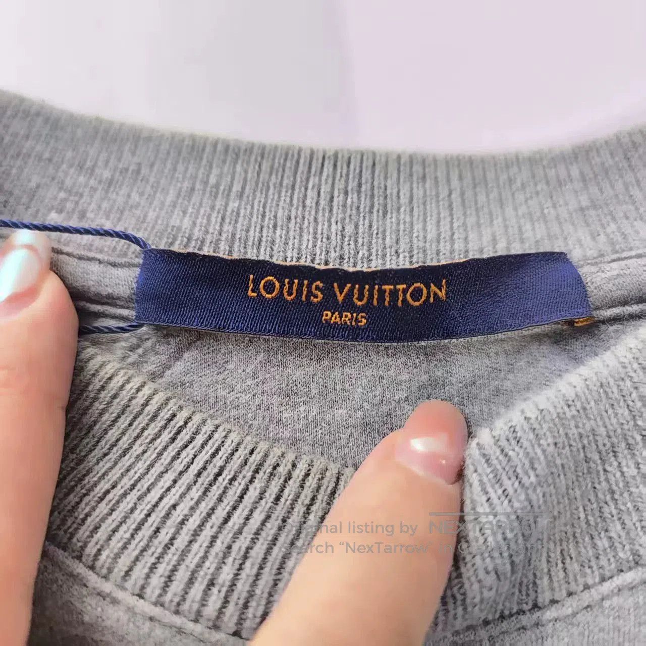 Louis Vuitton gray long sleeve logo sweatshirt from louis vuitton. Size US XS / EU 42 / 0 - 3 Thumbnail