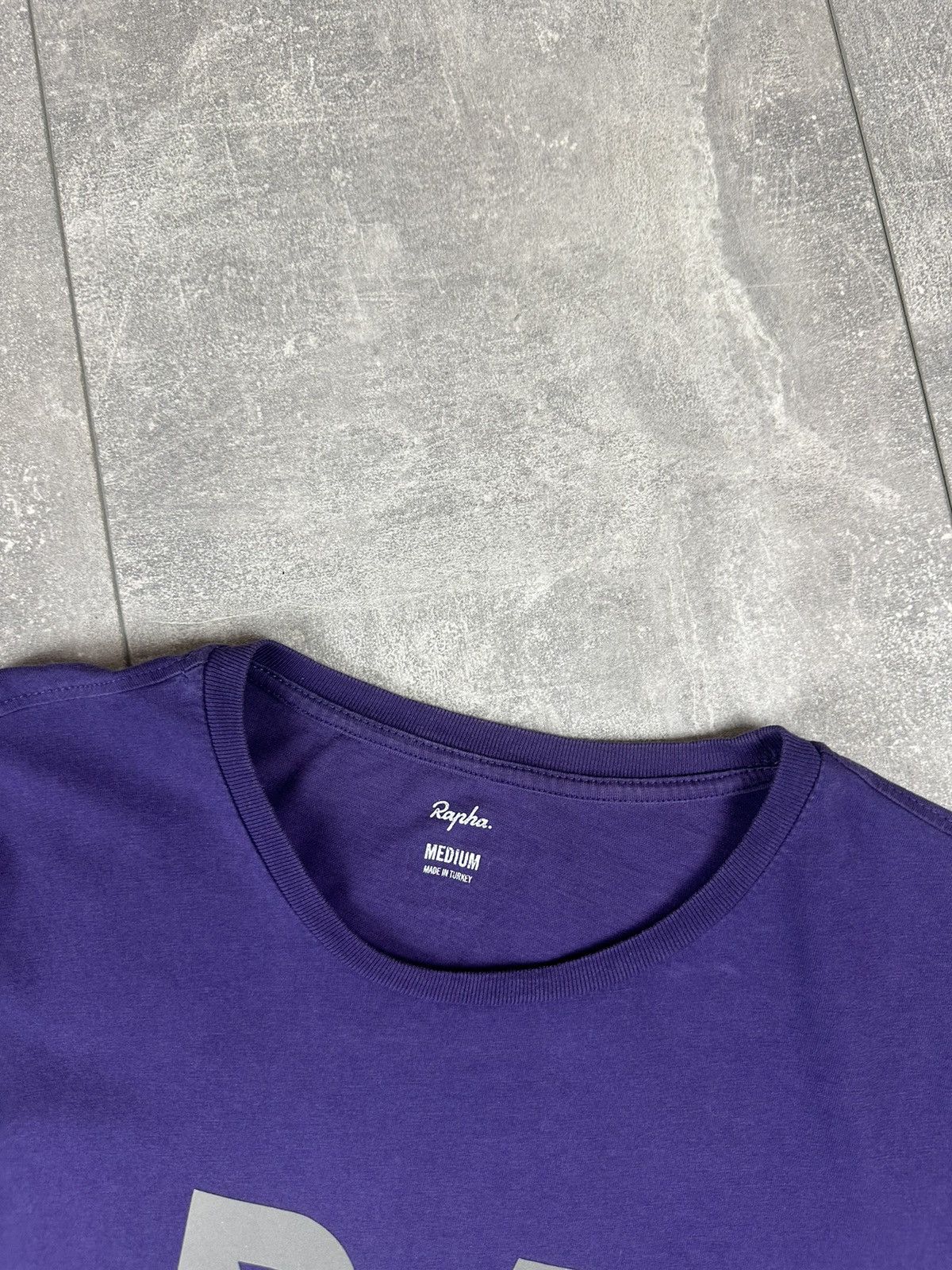 Rapha Rapha Mens Purple T-Shirt Reflective Logo Size US S / EU 44-46 / 1 - 5 Thumbnail