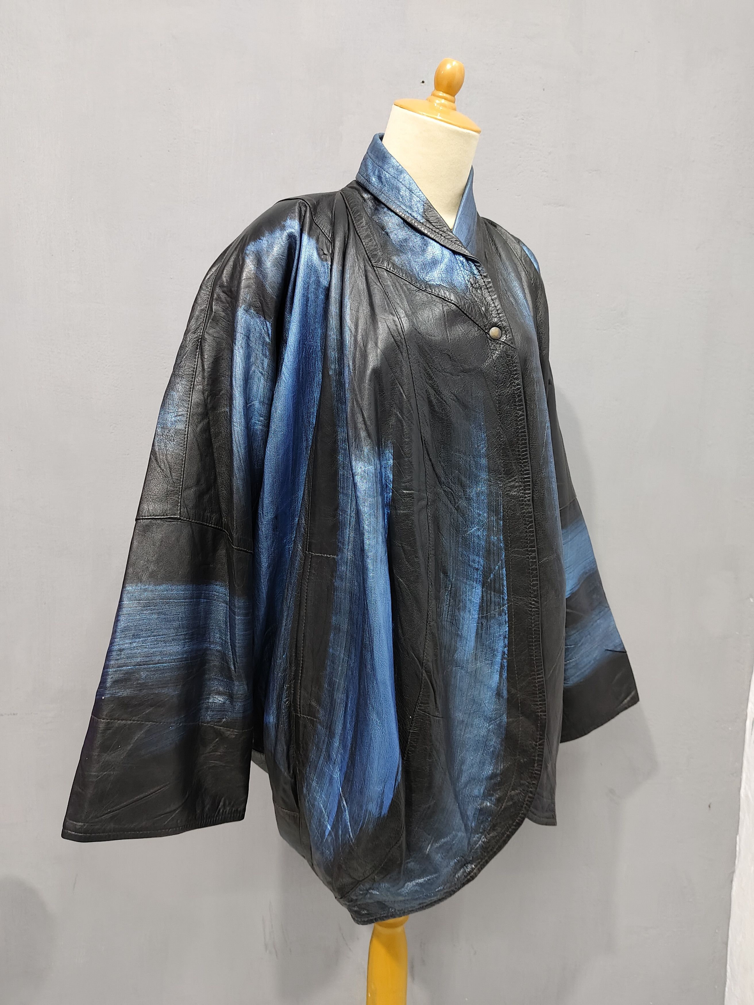 Vintage RARE Gilles Ricart🇫🇷 Hand Painted Oversize Batwing Leather Size XL / US 12-14 / IT 48-50 - 10 Thumbnail