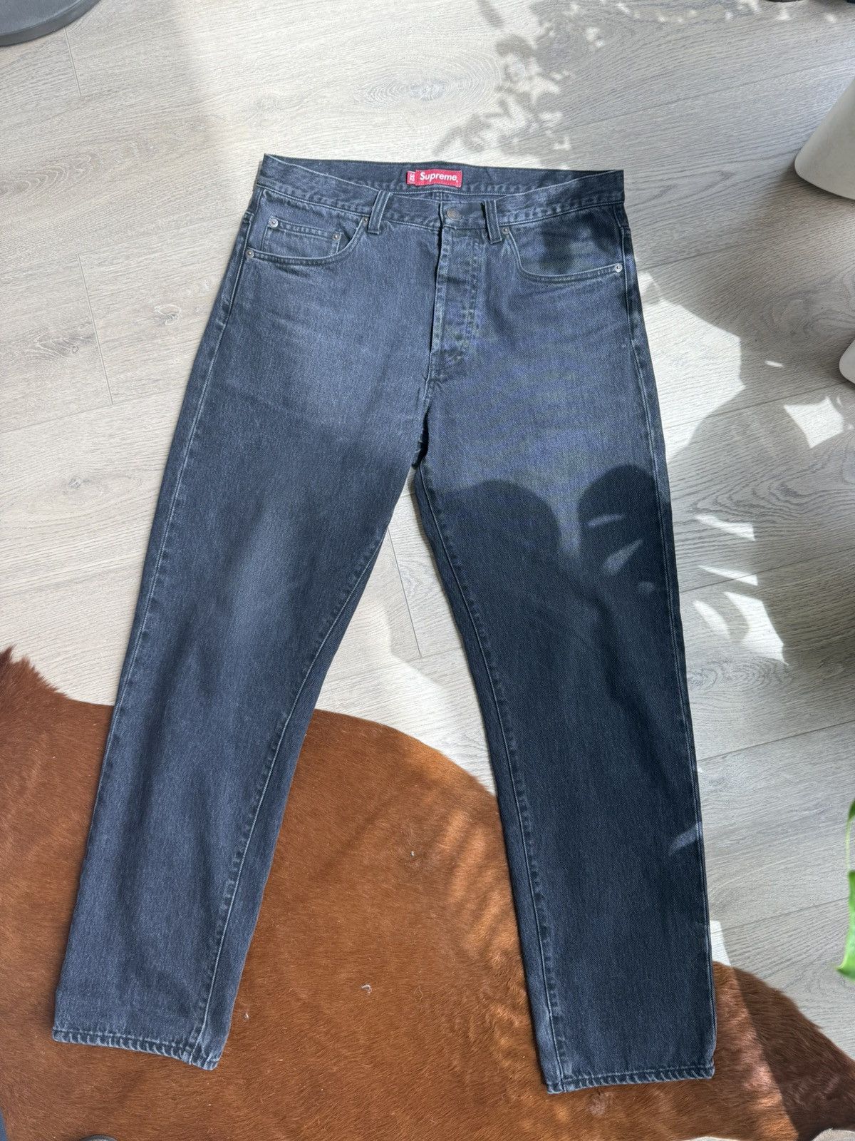 Supreme Regular Jean Washed Black 32 【公式通販】