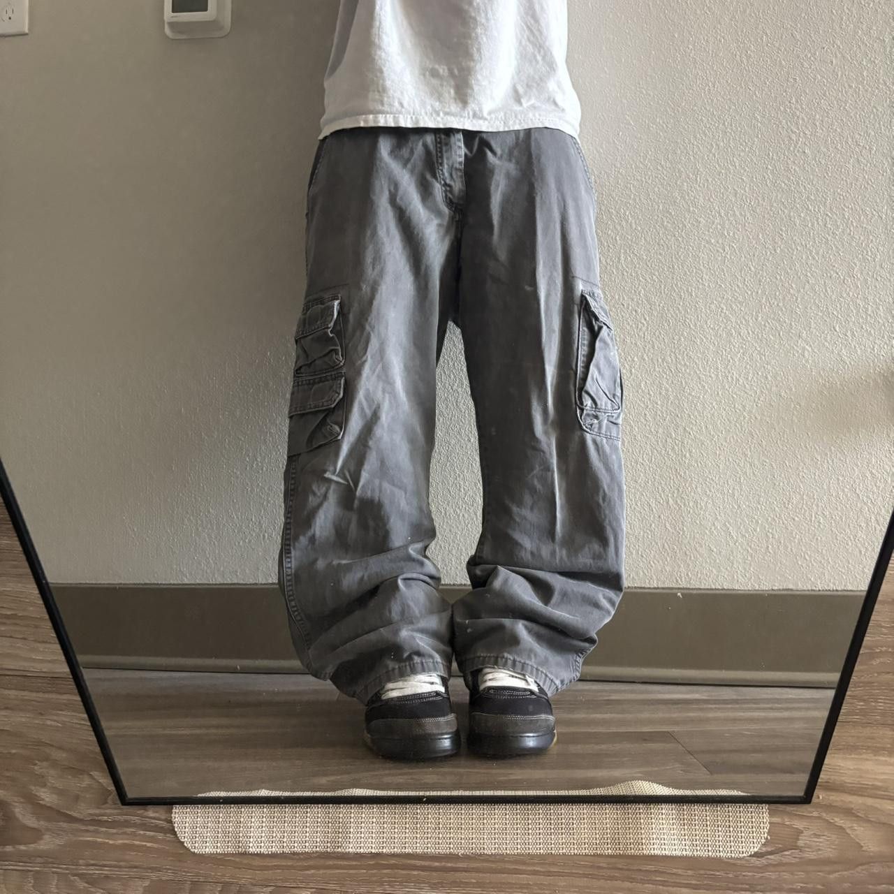 Japanese Brand Crazy Vintage Y2K/2000s Baggy Grey Skater Style Cargo Pants! 36x30 Size US 36 / EU 52 - 1 Thumbnail