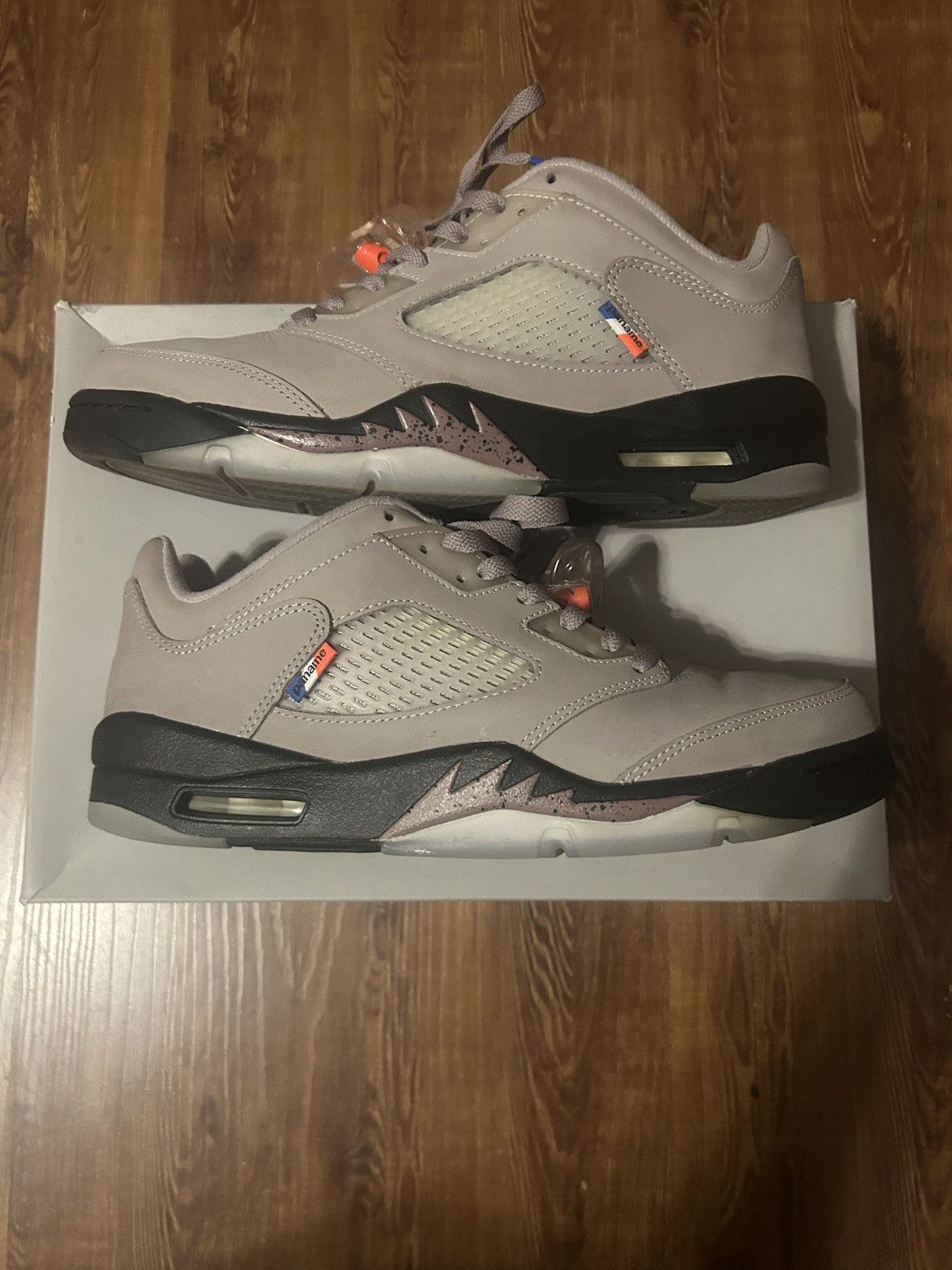 Jordan Brand Paris Saint Germain Lows 5s Size US 10 / EU 43 - 1 Thumbnail