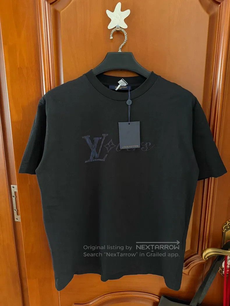 Louis Vuitton Louis Vuitton 25 years of new gradient logo short sleeves Size US L / EU 52-54 / 3 - 1 Thumbnail