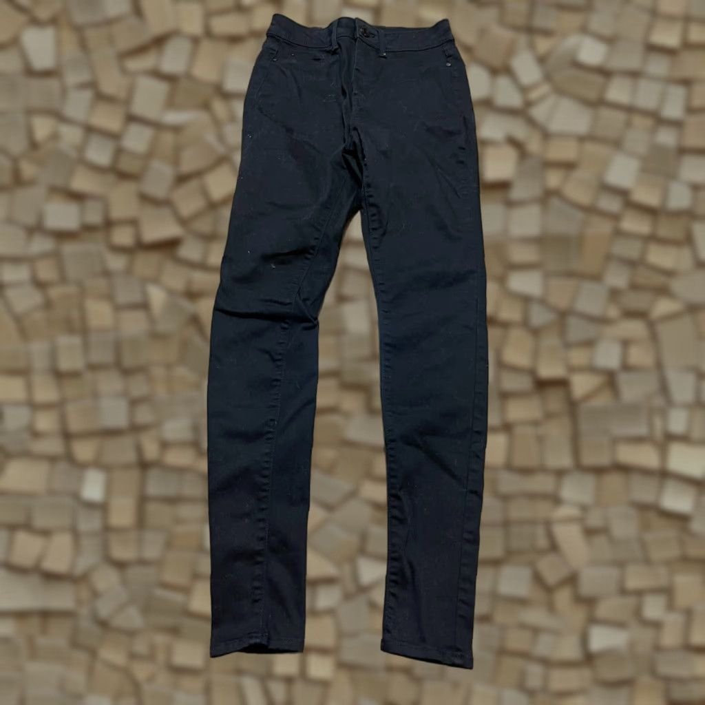 Vintage Time And Tru Jeans Women's Size 4 Black Denim High Rise Jegging Size 27" / US 4 / IT 40 - 1 Thumbnail