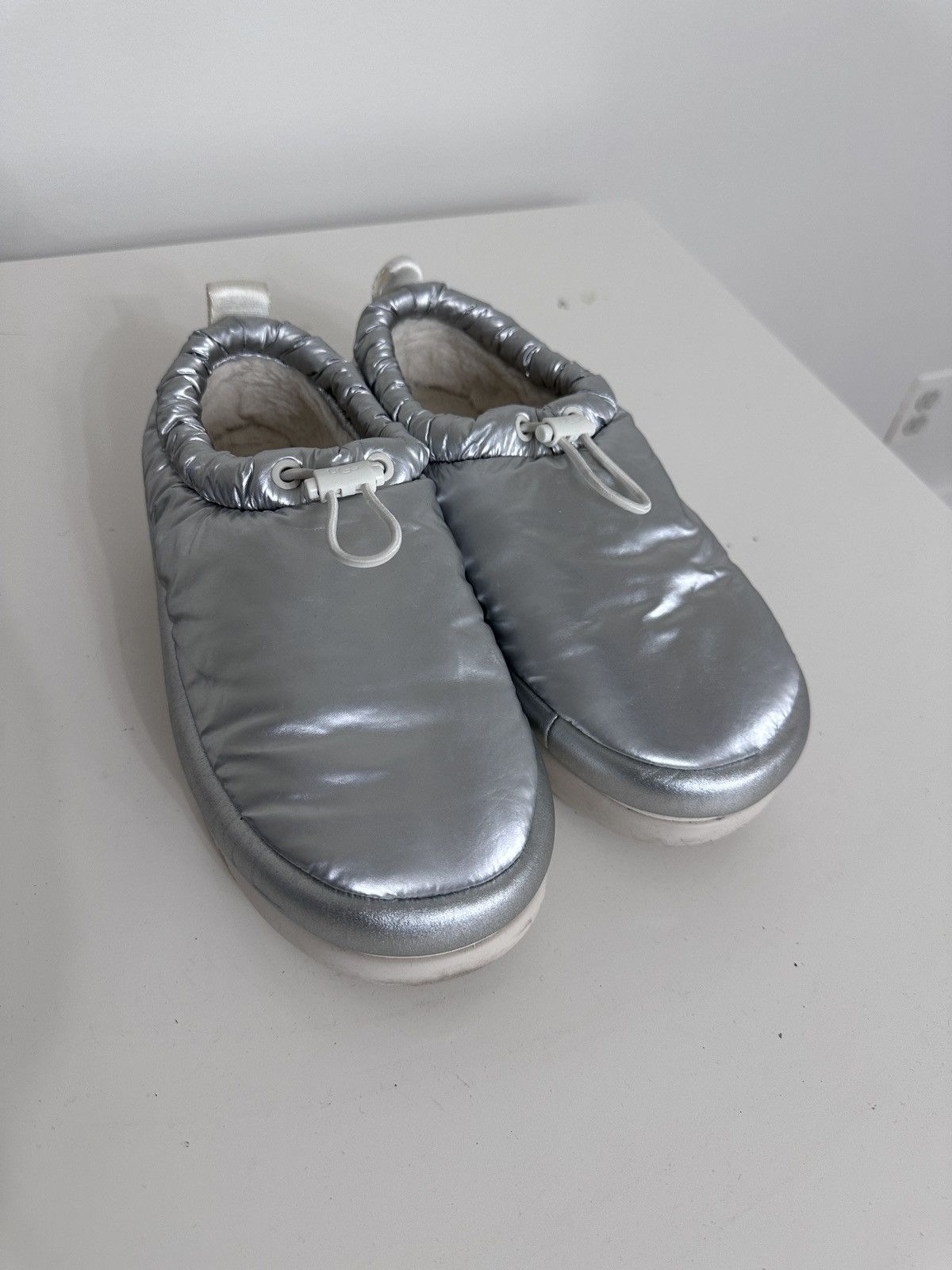 Ugg Silver Metallic Women’s Ugg boots size 8 Size US 8 / IT 38 - 1 Thumbnail