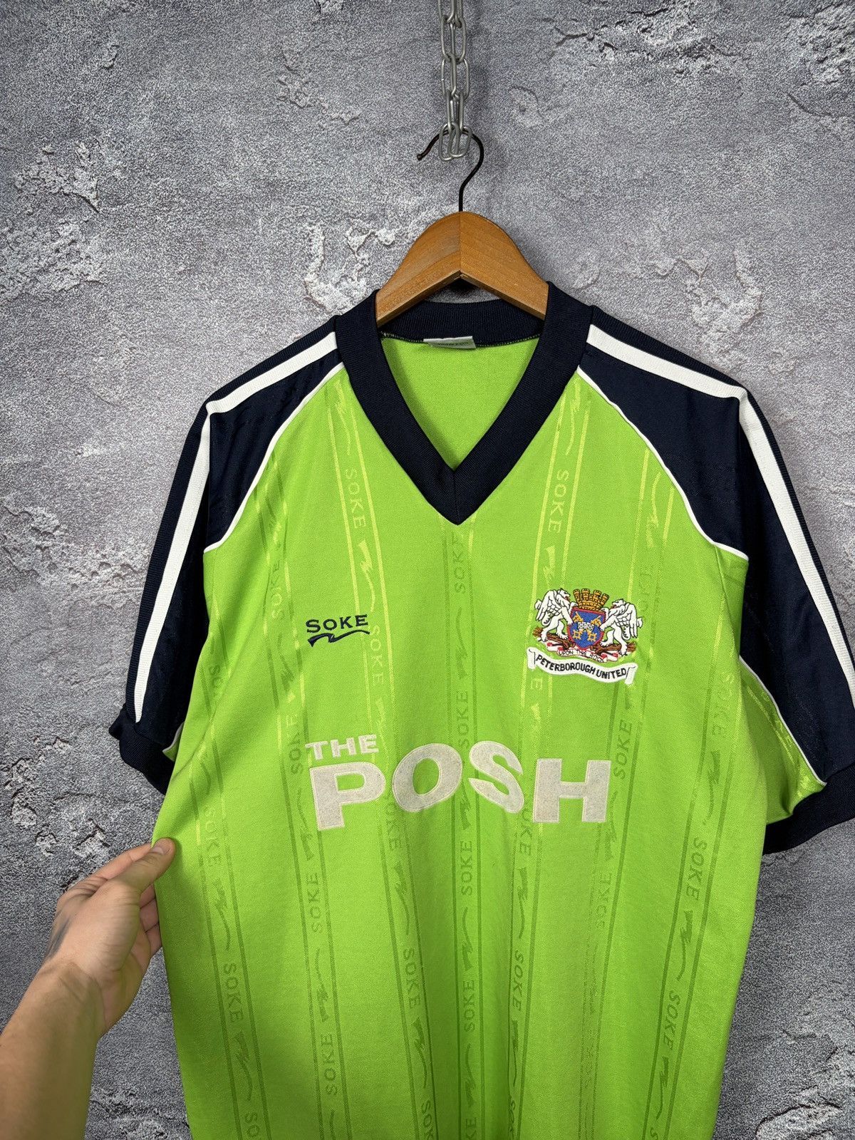 Vintage Vintage 2000/01 Peterborough United Away Jersey T-shirt Size US M / EU 48-50 / 2 - 2 Thumbnail