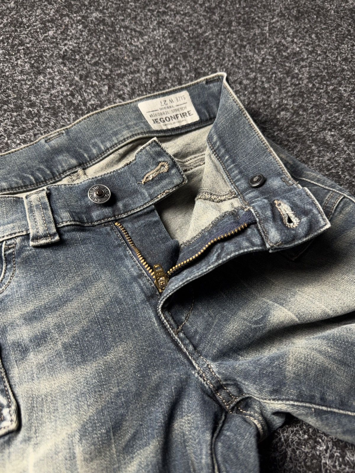 Diesel 00s Diesel JEGONFIRE Moto Faded Denim Jeans Slim Straight Size 27" / US 4 / IT 40 - 8 Thumbnail