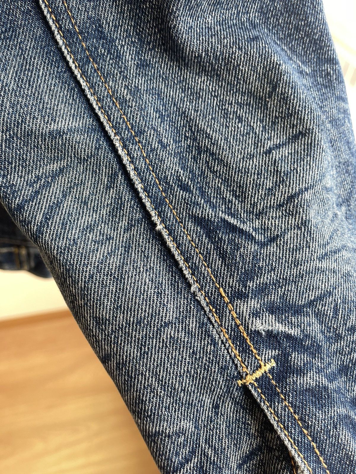 Levi's Levis Type 3 III Sherpa Trucker Washed Blue Denim Jacket Size US L / EU 52-54 / 3 - 24 Thumbnail