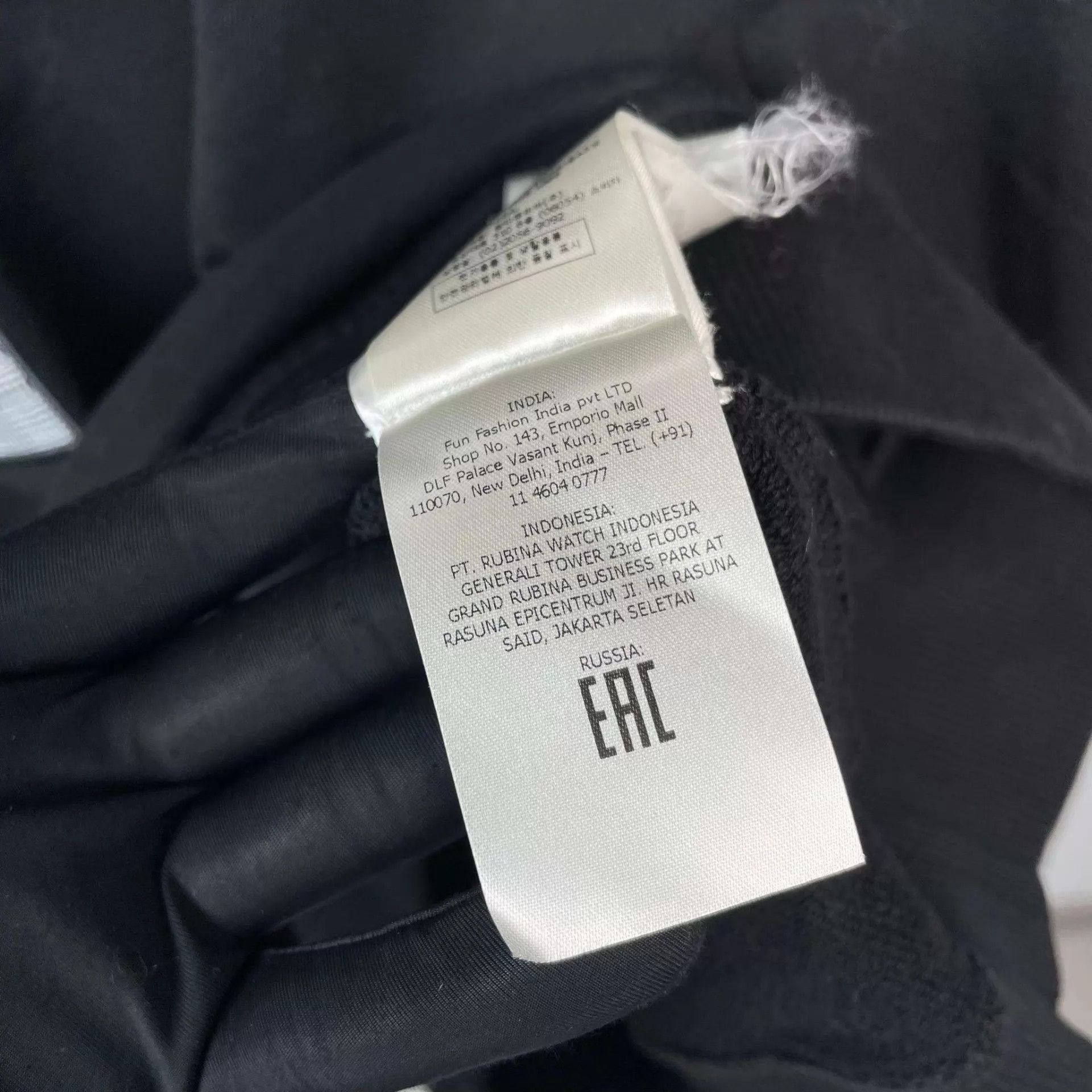 Fendi Fendi Black FF Logo Sweatshirt M Size US M / EU 48-50 / 2 - 6 Thumbnail