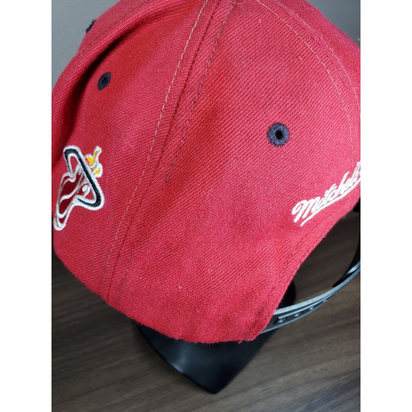 Mitchell & Ness × NBA NBA Hardwood Classic Miami Heat Baseball Cap Snapback Hat Size ONE SIZE - 5 Thumbnail