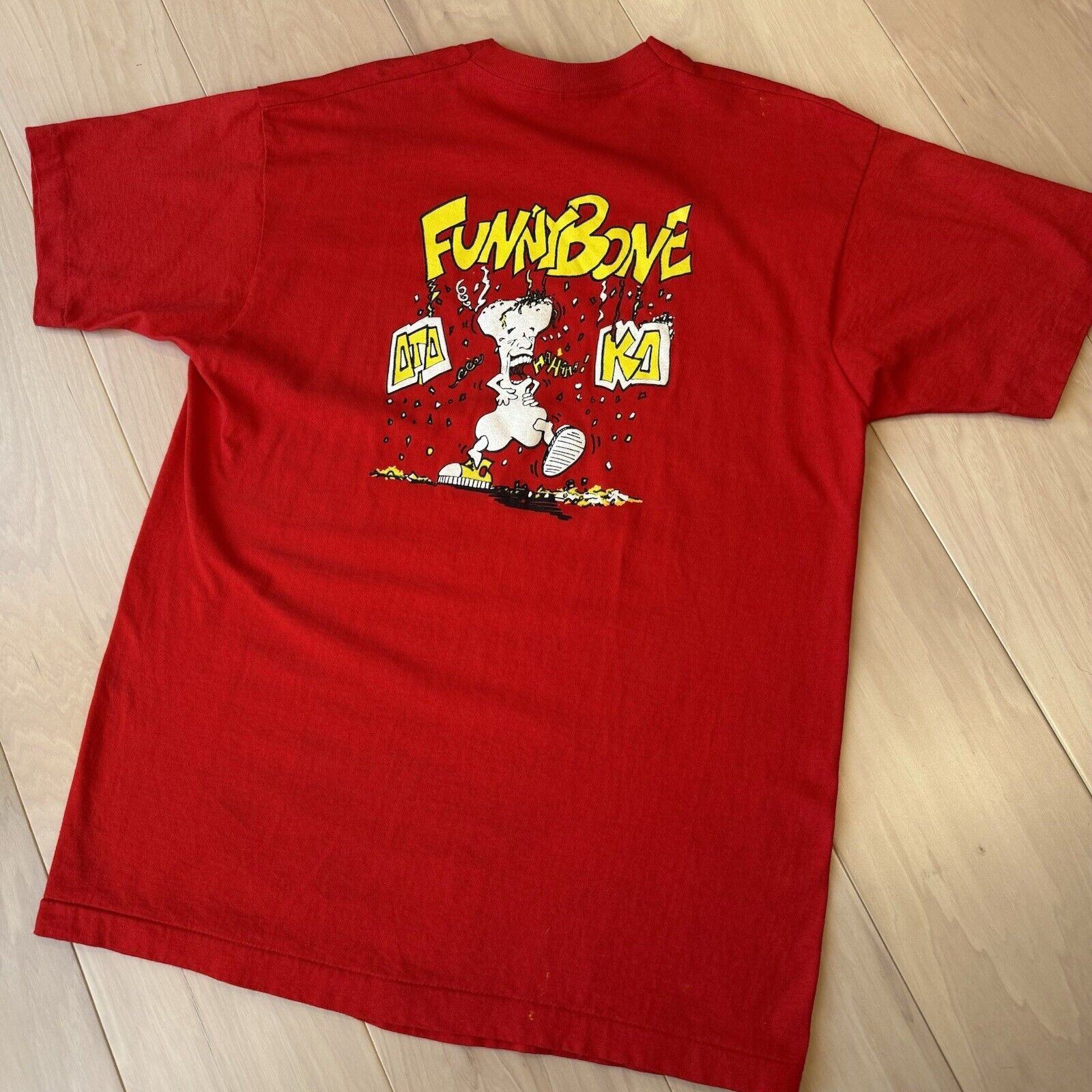 Vintage Vintage College Frat Shirt XL Red 90s Funny Bone Cartoon Run Size US XL / EU 56 / 4 - 7 Thumbnail