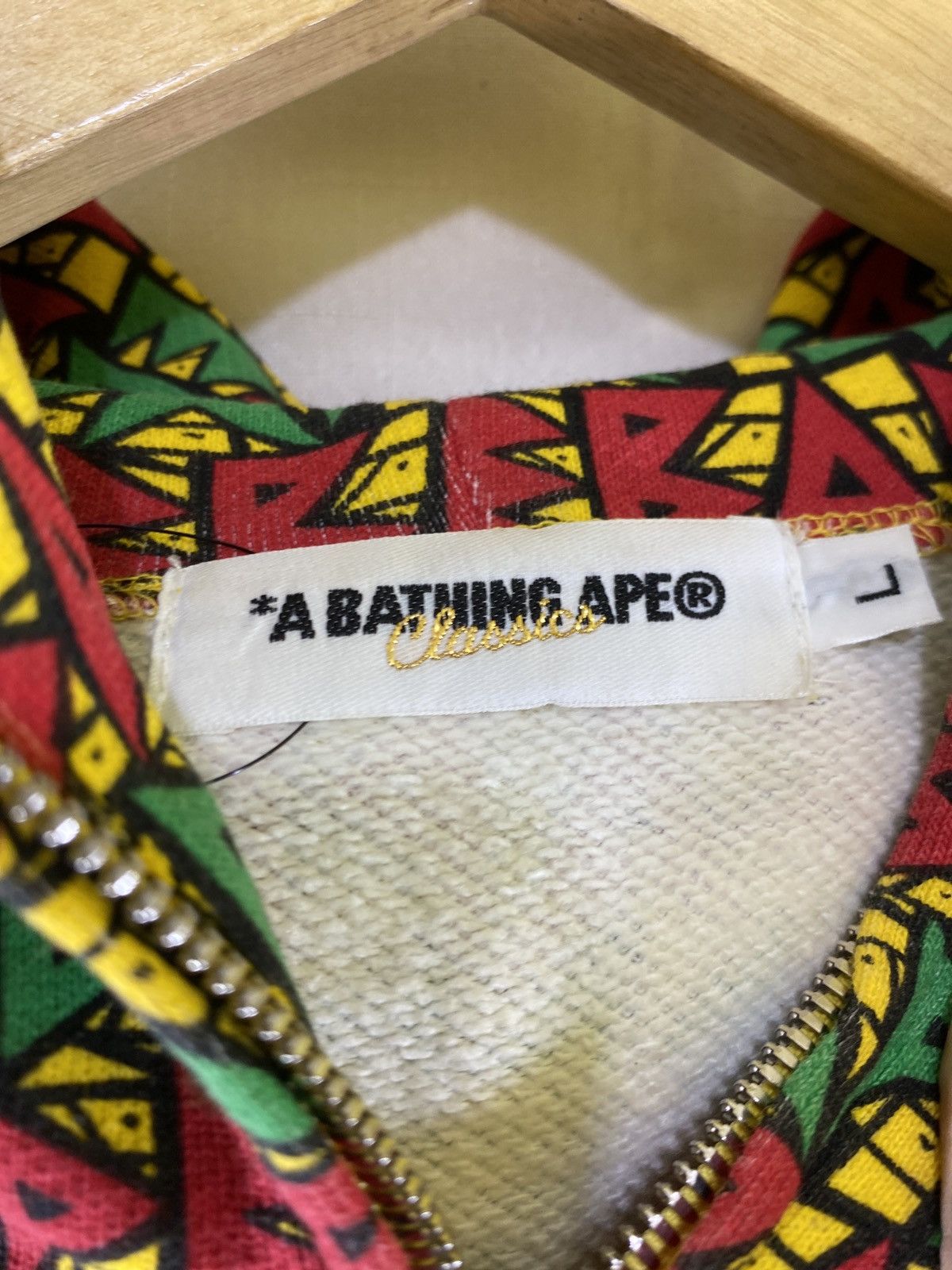 Bape bape psyche iconicas worn like pharrel Size US L / EU 52-54 / 3 - 3 Thumbnail