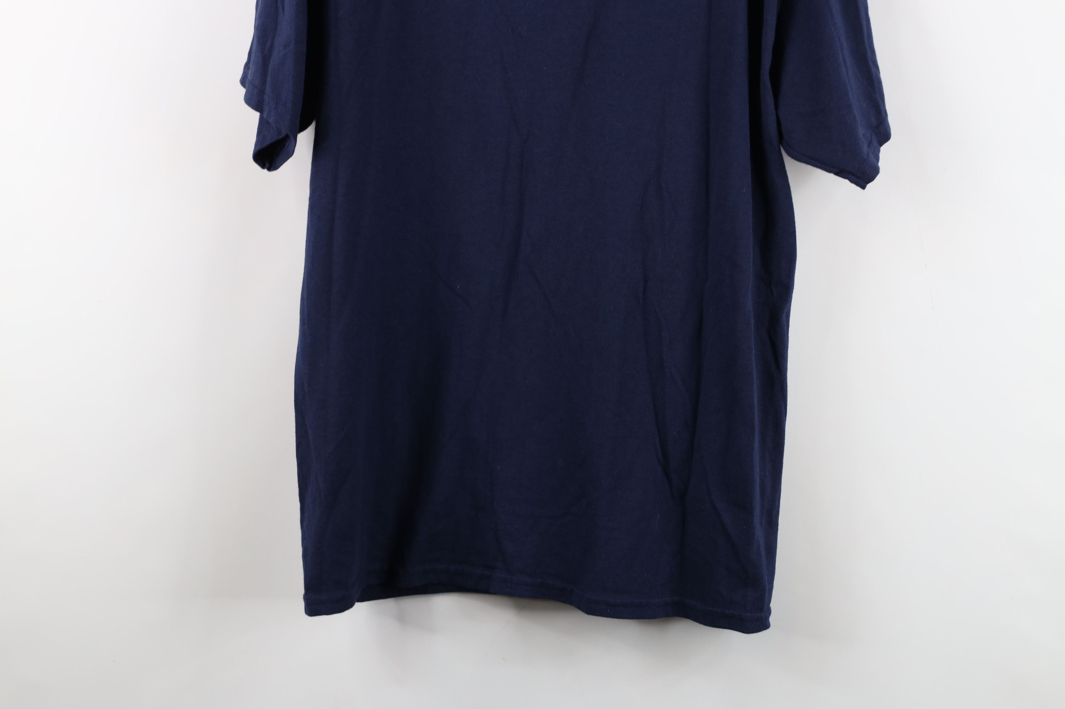 Vintage Vintage University of Pharmacy Short Sleeve T-Shirt Size US L / EU 52-54 / 3 - 12 Thumbnail