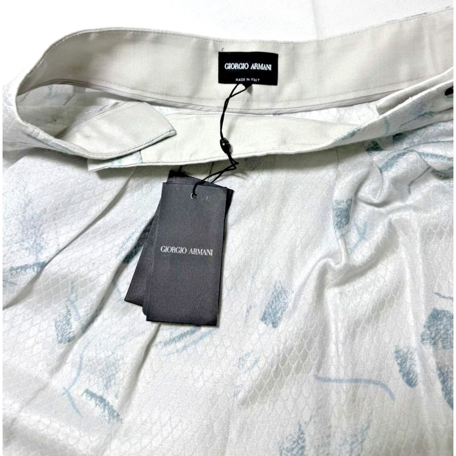 Armani ARMANI Pants Formal Bnwt Printed Jacquard Light Cream Color Women 40 Regular Dress Pants Pockets Armani Ladies Tight Hem Straight Size 27" / US 4 / IT 40 - 4 Thumbnail