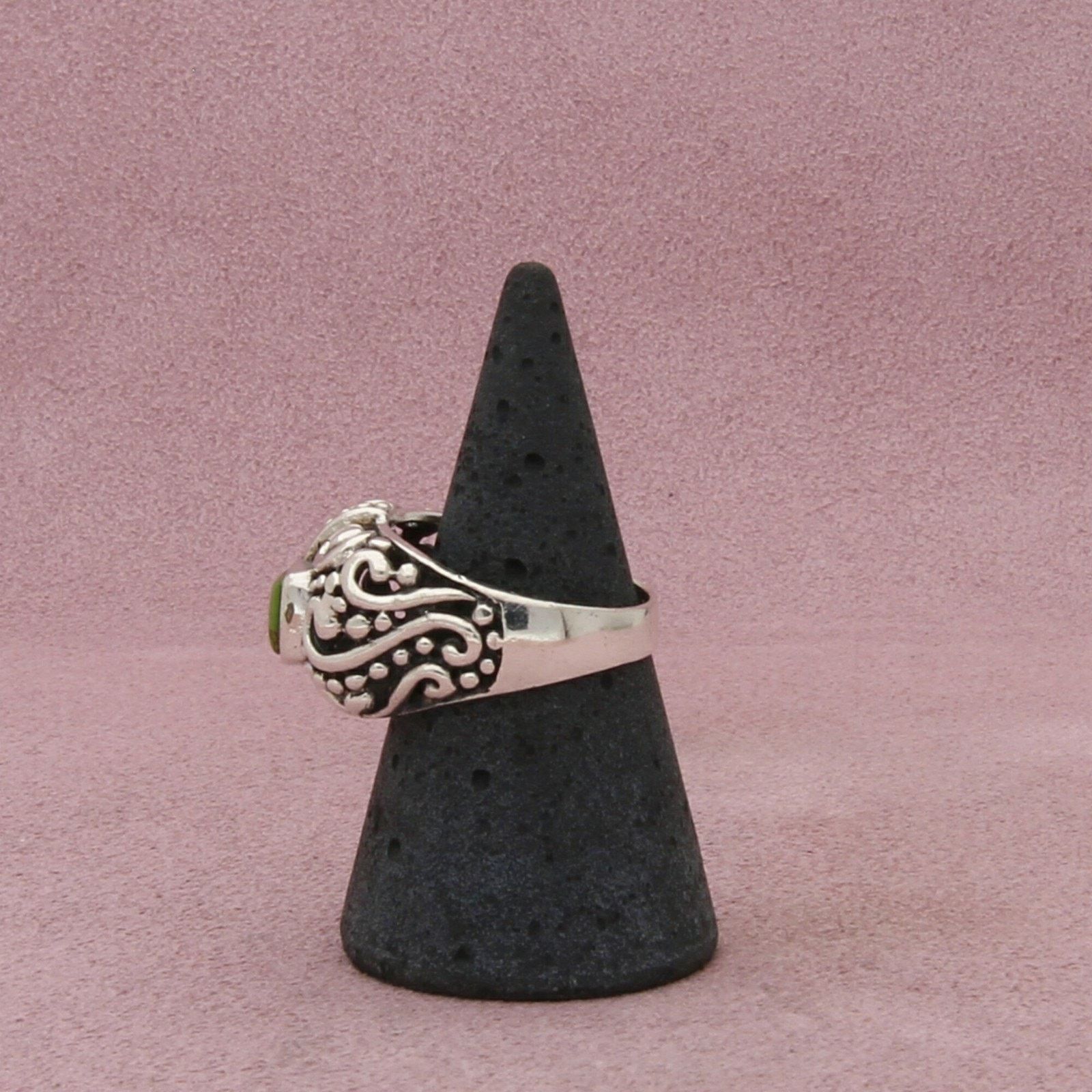 Sterling Silver sterling silver chunky gaspeite scroll ring size 7.75 Size ONE SIZE - 2 Thumbnail