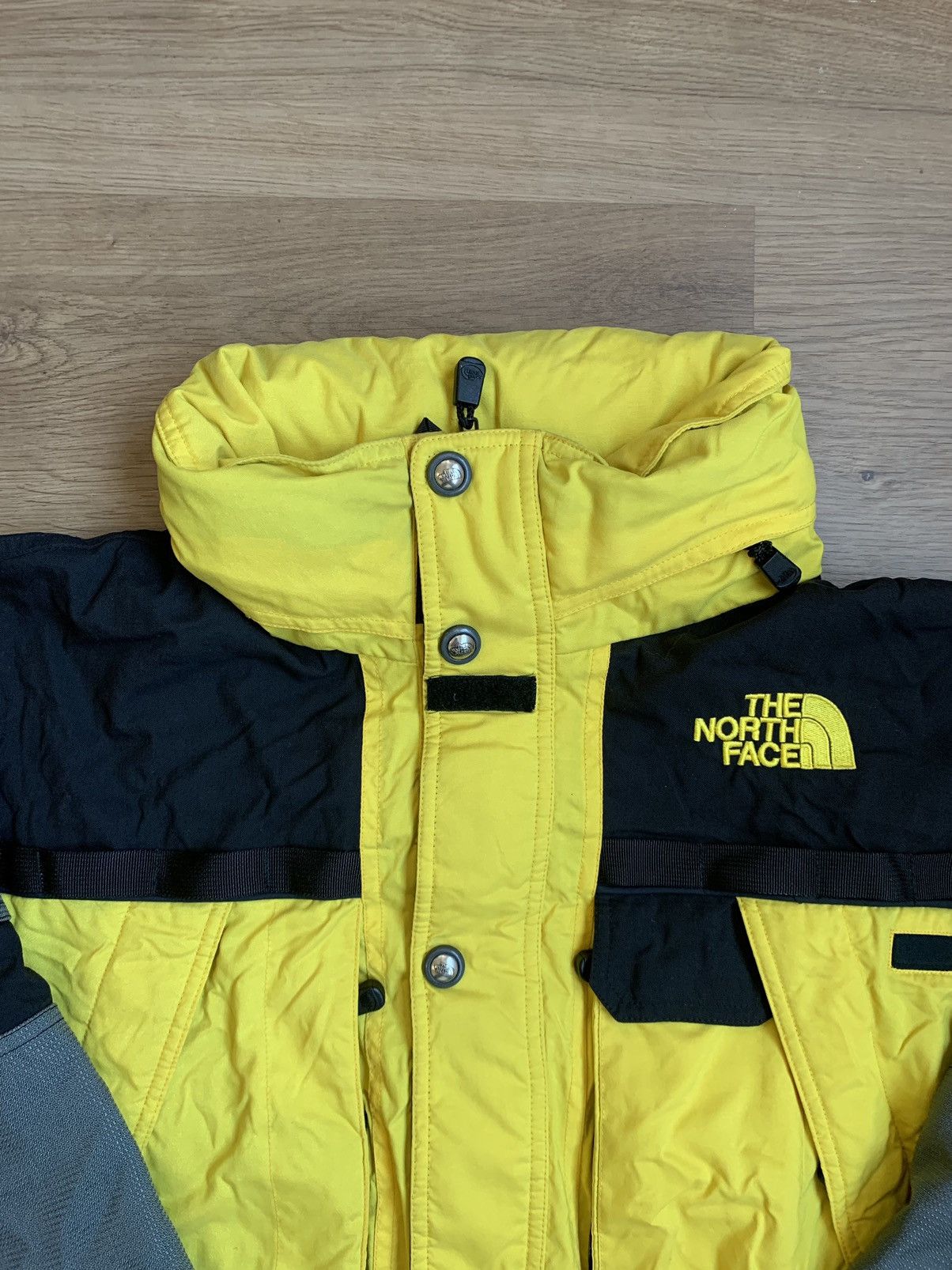 The North Face Vintage 1997 The North Face Extreme Range Gear in yellow Size US L / EU 52-54 / 3 - 3 Thumbnail