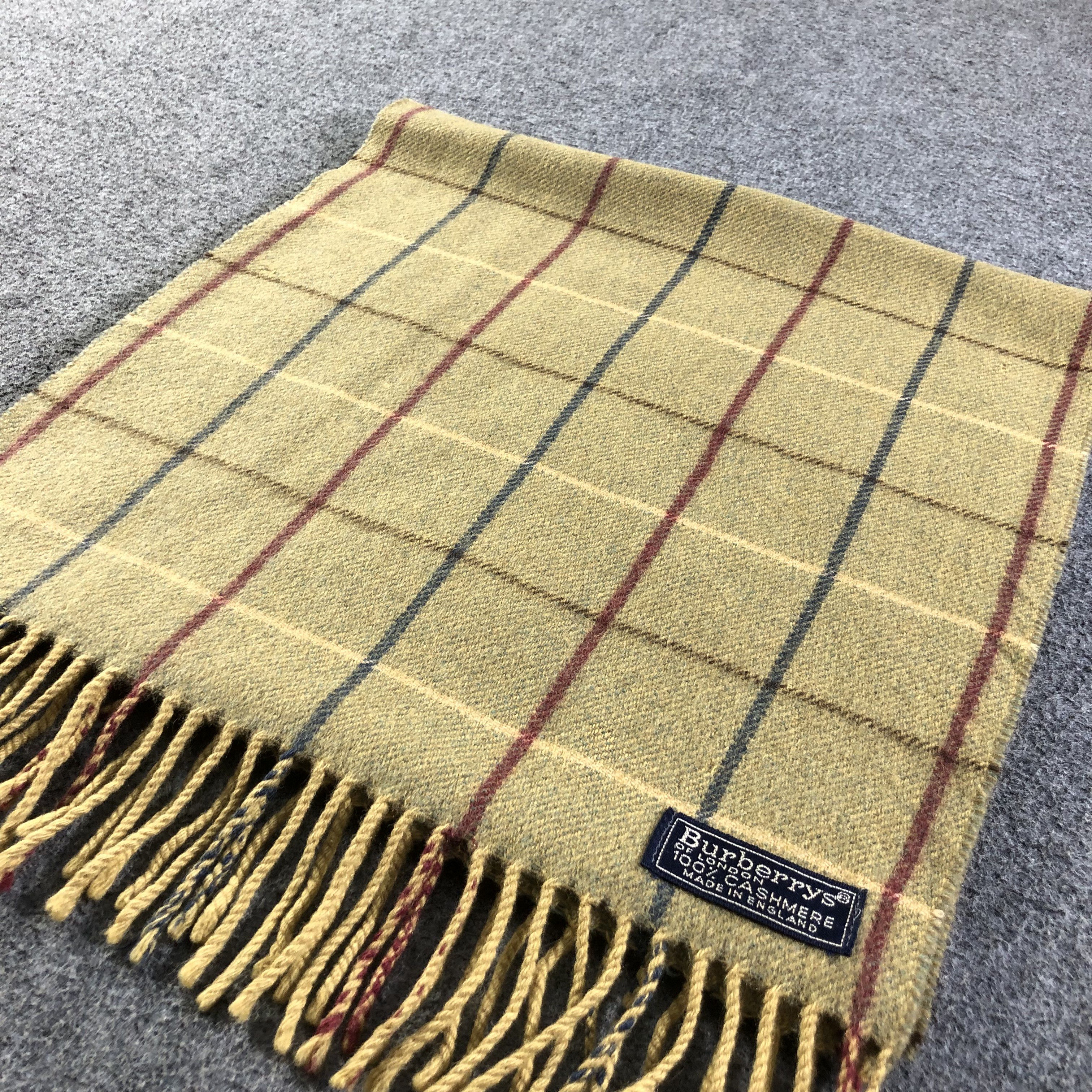 Burberry Burberrys Cashmere Scarf Muffler V1767 Size ONE SIZE - 3 Thumbnail