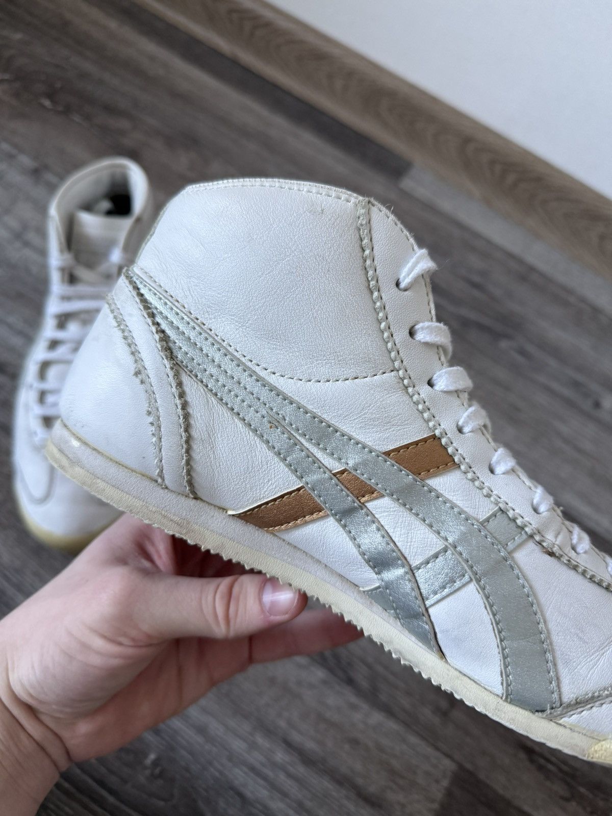 Asics Asics Onitsuka Tiger High Tokyo Vintage Leather SneakerShoes Size US 5 / IT 35 - 12 Thumbnail
