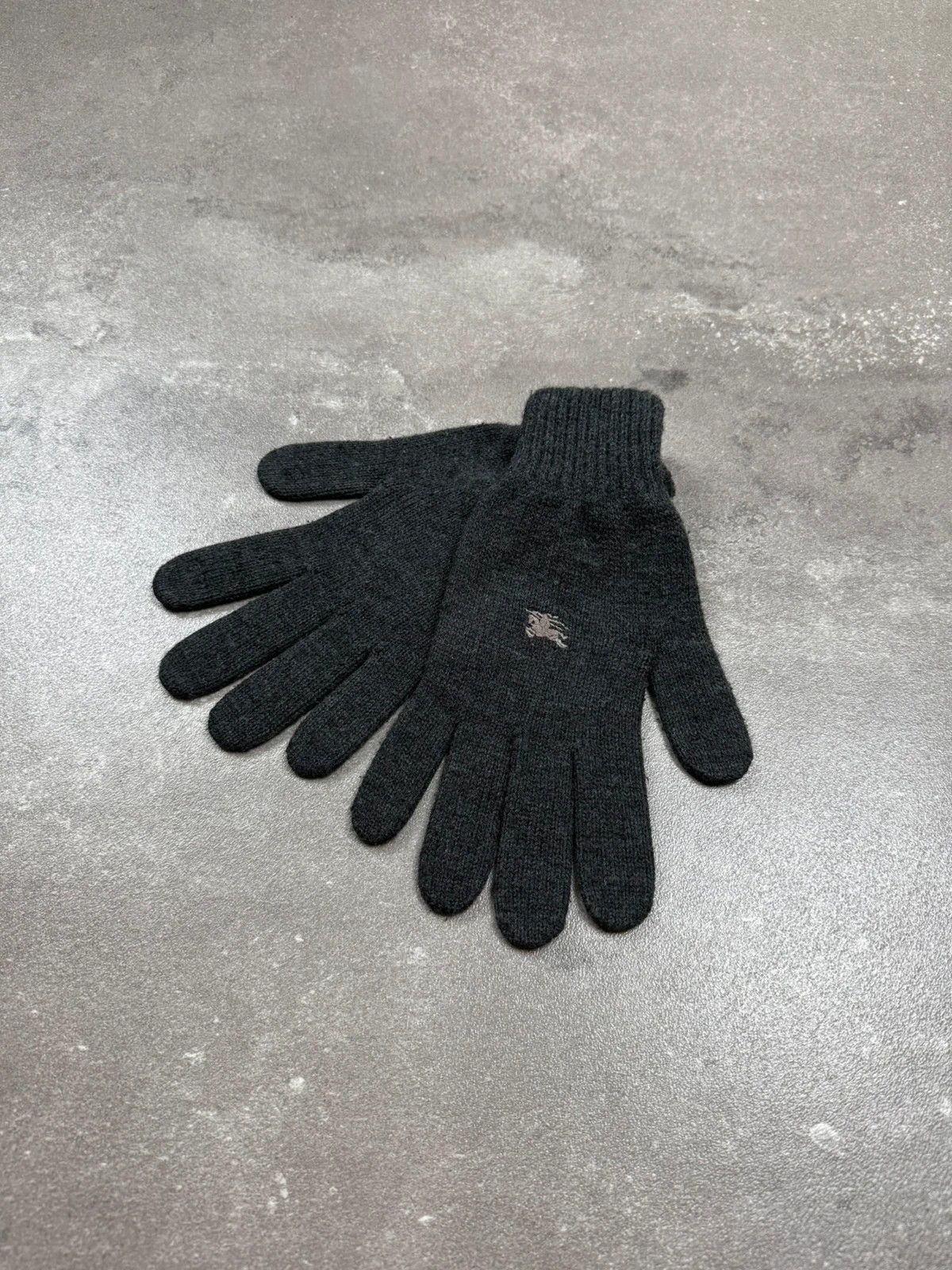Burberry Burberry gloves vintage old money street wear 00s 1990s Size ONE SIZE - 2 Thumbnail