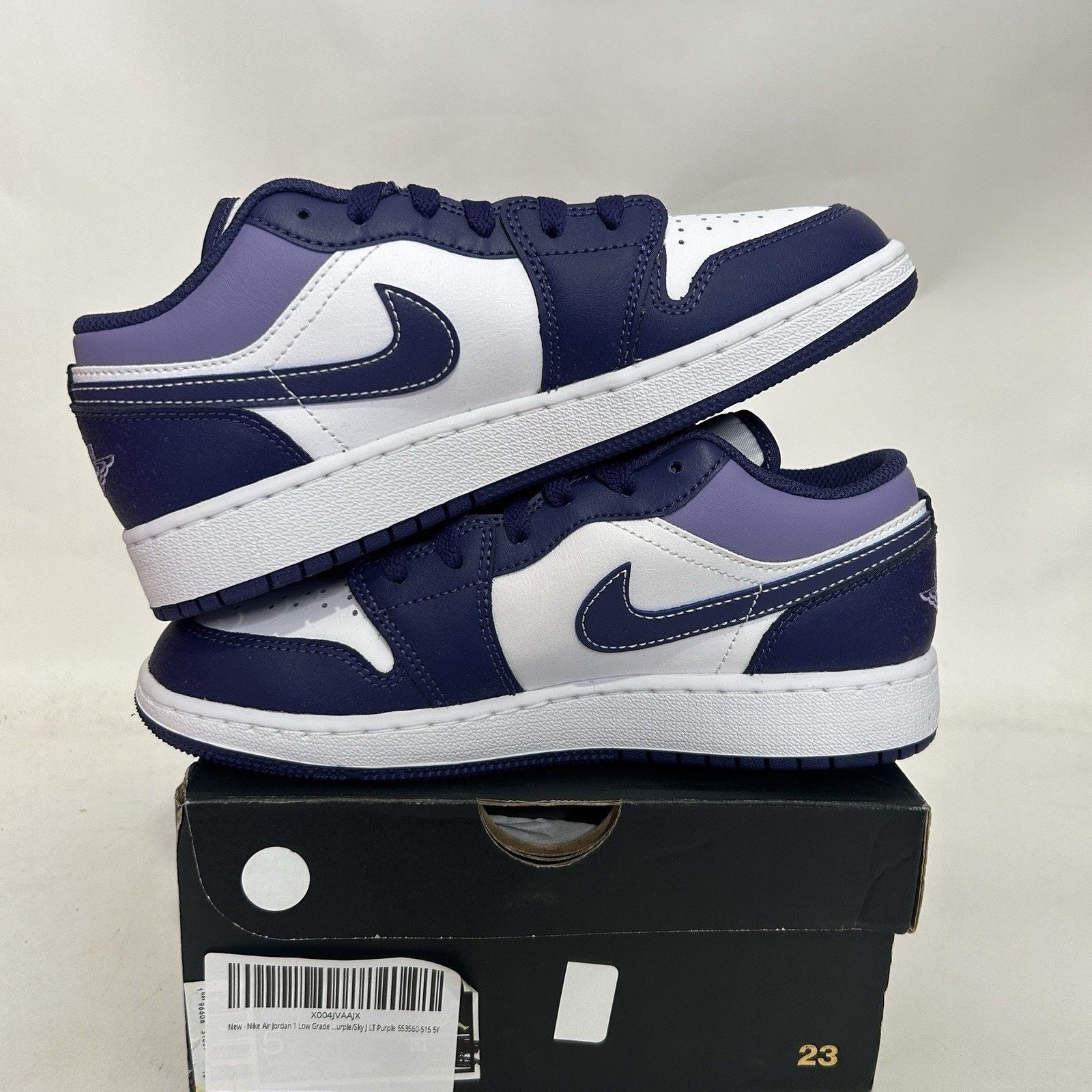 Jordan Brand Nike Air Jordan 1 Low Retro GS “Blueberry/Sky Purple” 553560 Size US 6.5 / IT 36.5 - 3 Thumbnail