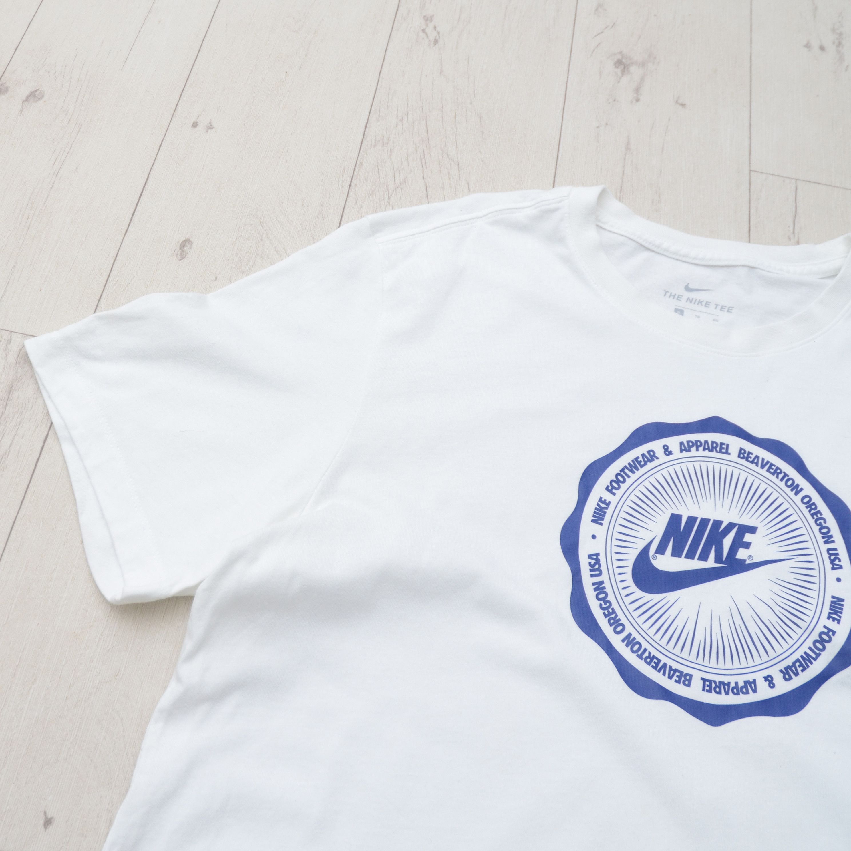 Nike NIKE T-Shirt White Big Blue Logo Size XL Original Sportswear Size US XL / EU 56 / 4 - 6 Thumbnail