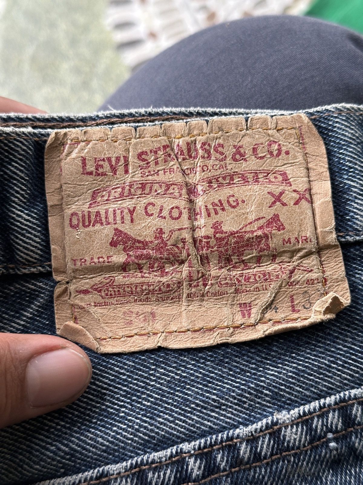 Levi's Vintage Levis Distress Galatic Wash 32x42 Size US 32 / EU 48 - 8 Thumbnail
