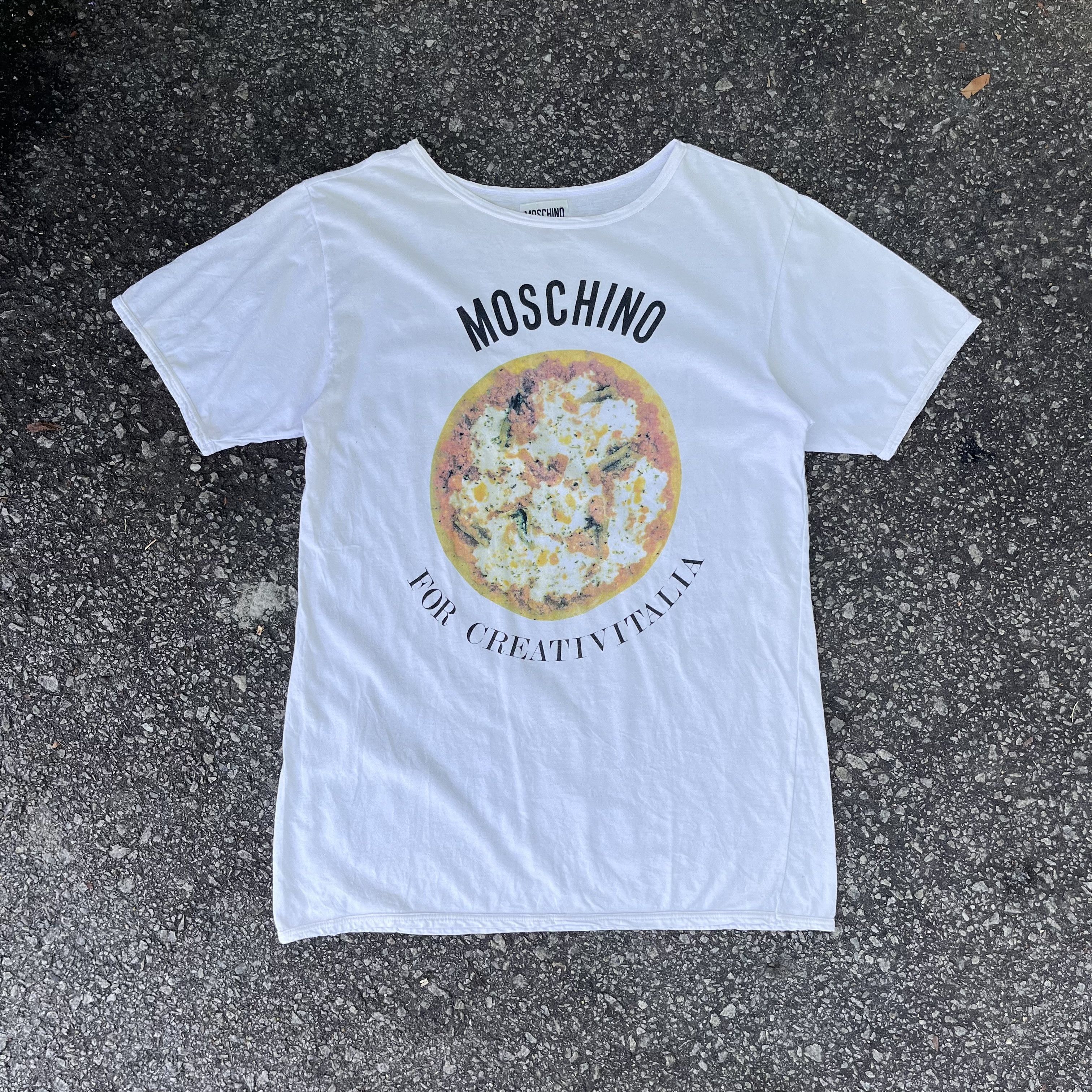 Moschino Vintage moschino pizza tee Size US M / EU 48-50 / 2 - 1 Thumbnail