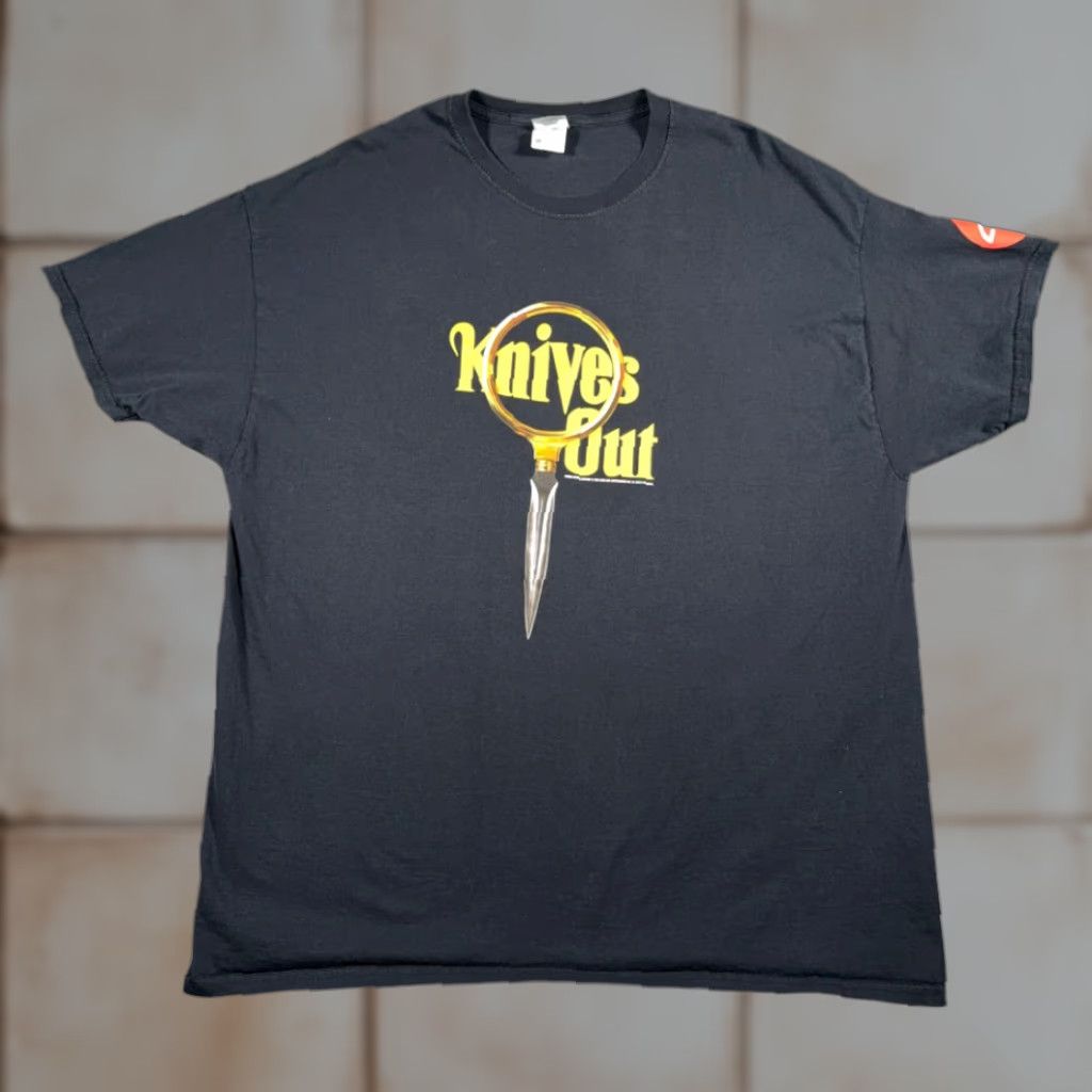Fruit Of The Loom VINTAGE Knives Out Shirt Adult 2XL Black Movie Promo AMC Theater Swag Film Mens T-Shirt Crew Neck Short Sleeve Cotton Graphic Size US XXL / EU 58 / 5 - 1 Thumbnail