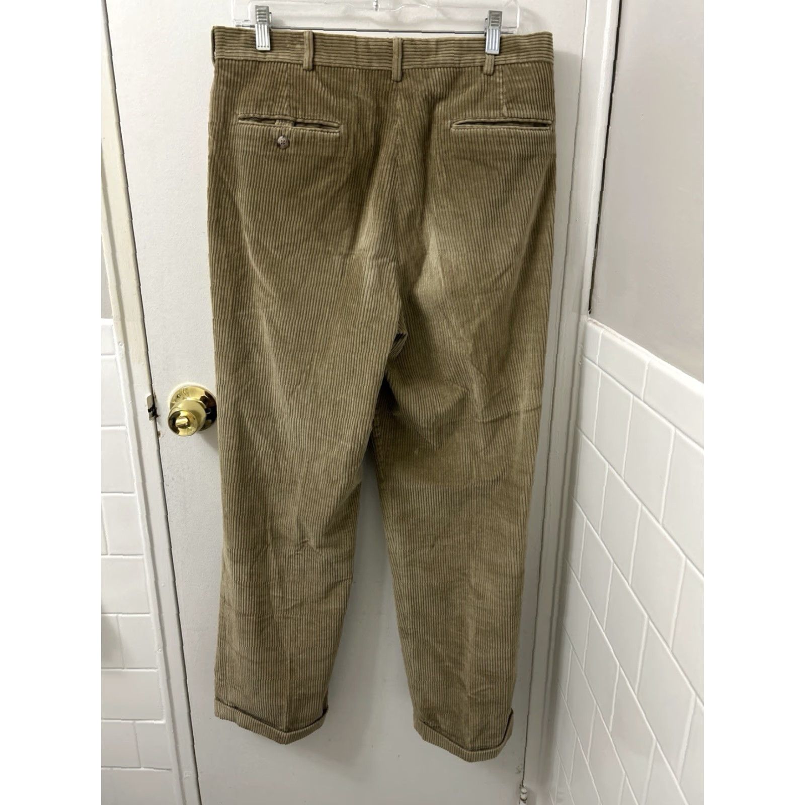 Vintage VINTAGE John Alexander Corduroy Pants Mens 33x30 Brown Pleated Cuffed Trousers Size US 33 - 7 Thumbnail