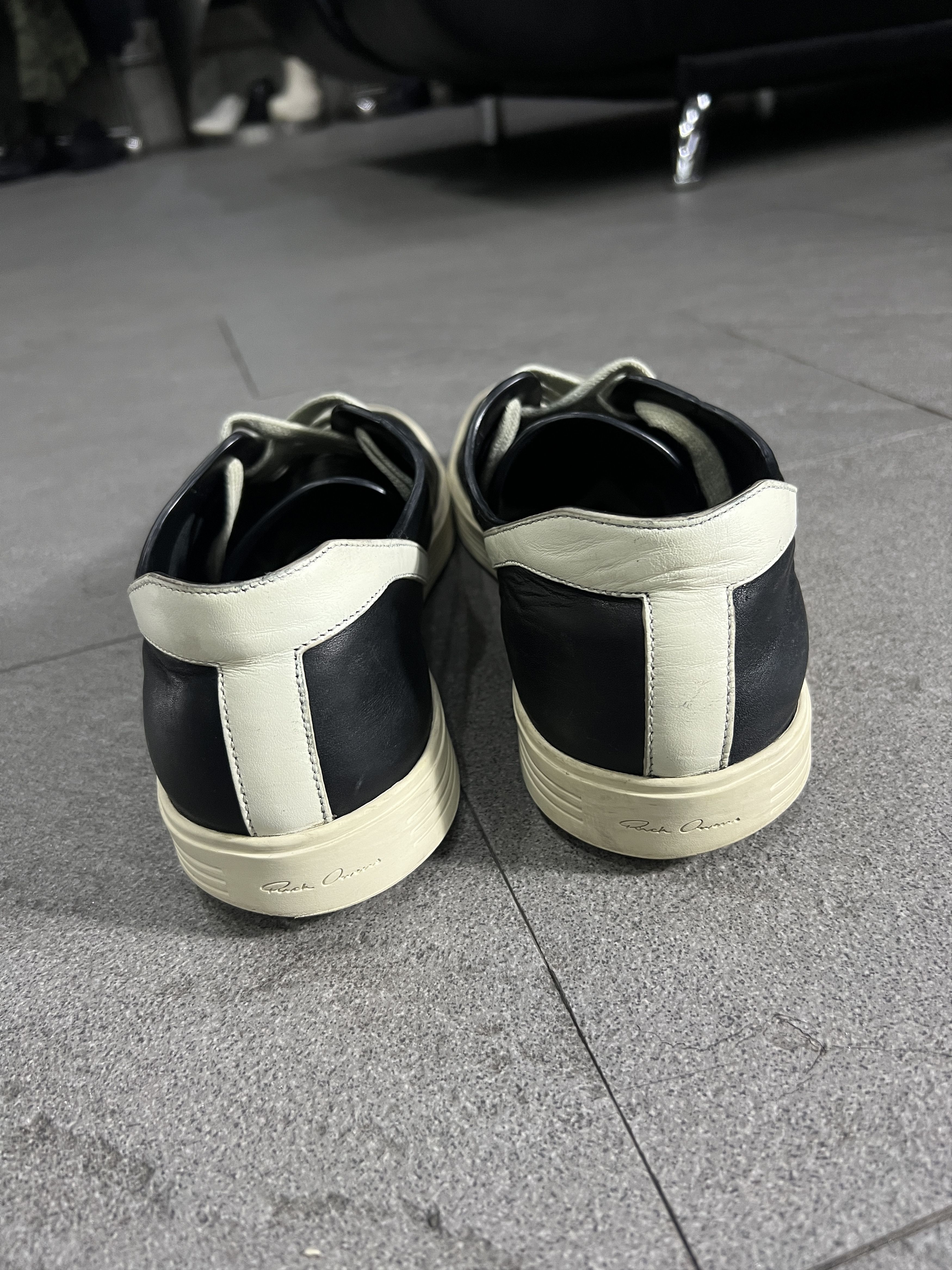 Rick Owens Rick Owens Low Sneakers Black Leather Milk Sole EU43 Size US 10 / EU 43 - 4 Thumbnail