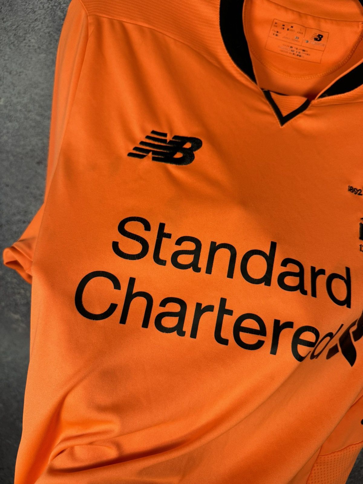 New Balance × Vintage Vintage Liverpool 2017/18 Third New Balance Soccer Jersey Size US M / EU 48-50 / 2 - 9 Thumbnail