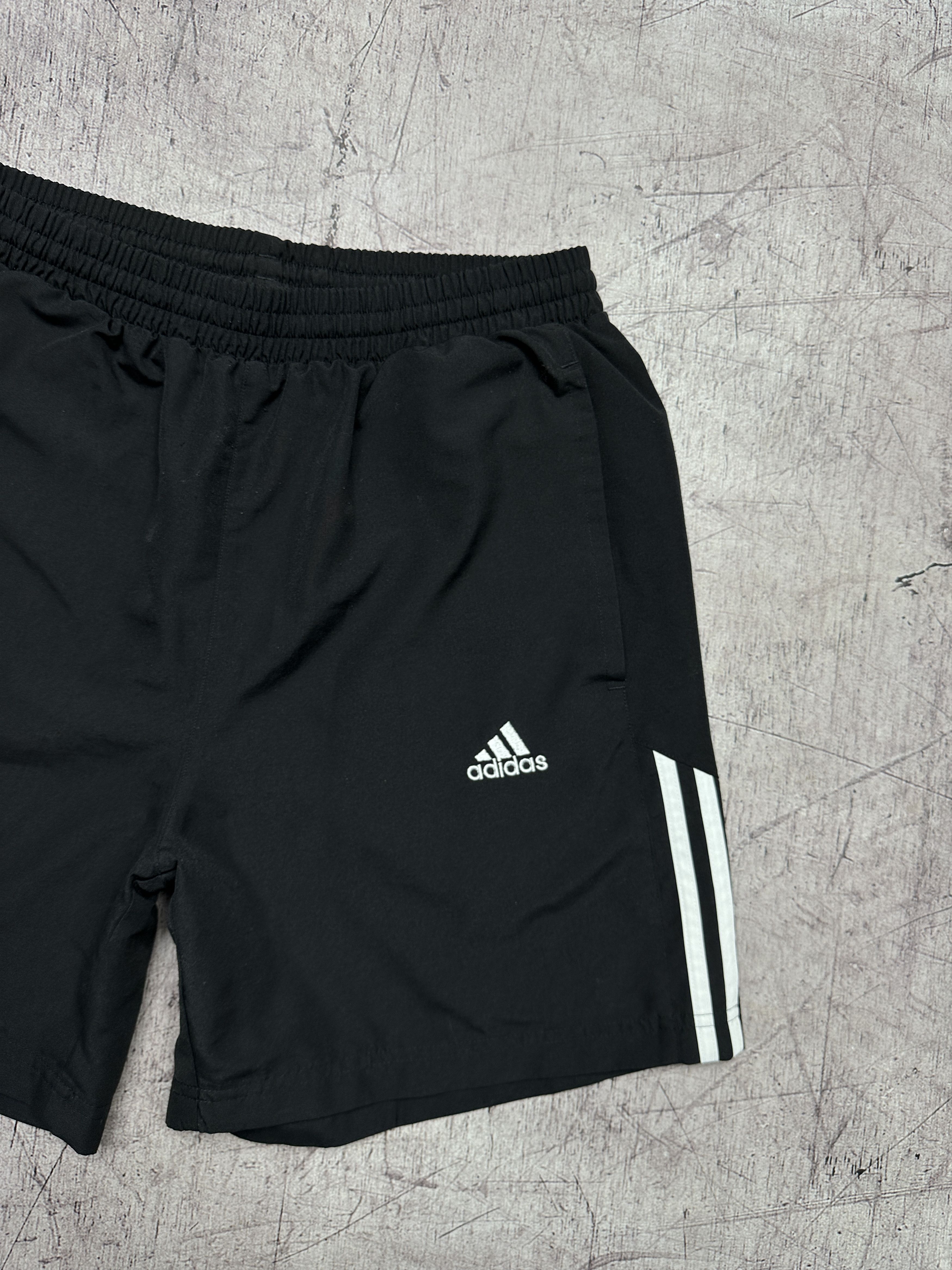 Adidas Adidas Vintage Mens Shorts Size US 32 / EU 48 - 2 Thumbnail