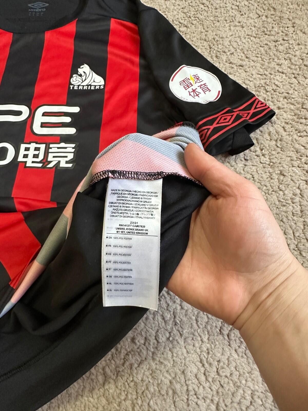 Umbro Umbro Huddersfield Town 2018-2019 Away Football Jersey Socce Size US XL / EU 56 / 4 - 6 Thumbnail