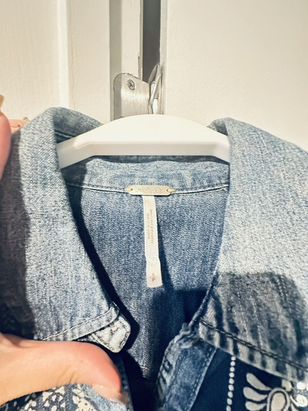 Free People blue and navy denim shirt dress with bandana print size S Size S / US 4 / IT 40 - 7 Thumbnail