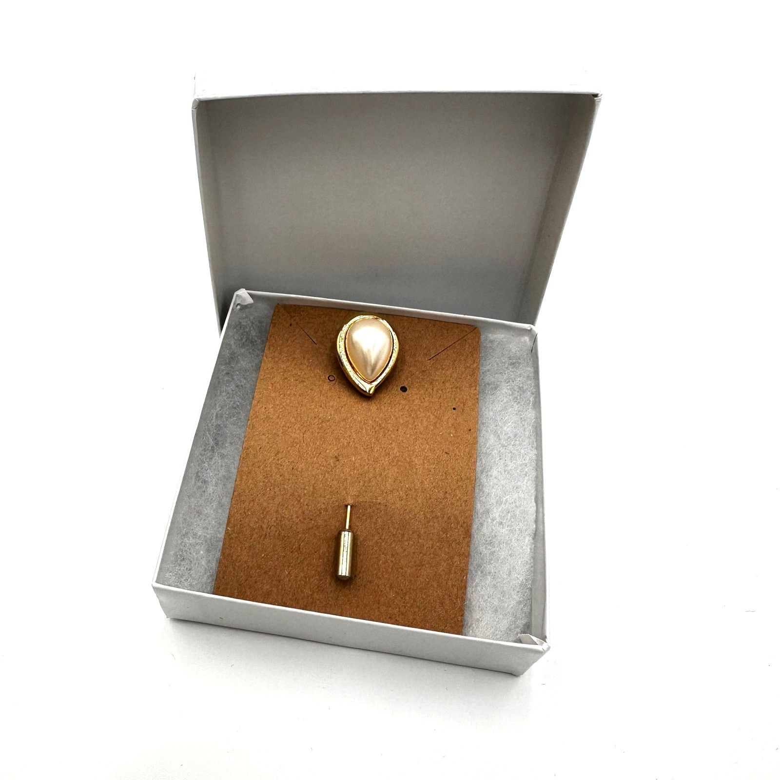 Monet Monet Mark VTG Faux Pearl & Gold Teardrop Brooch Pin 3" Size ONE SIZE - 2 Thumbnail