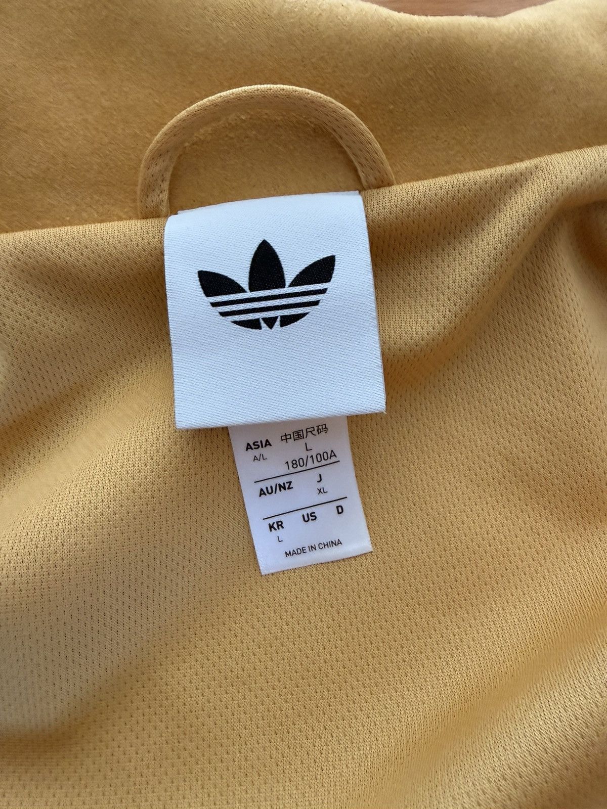 Adidas Adidas Chinese New Year Tang Jacket Yellow Limited Edition Size US L / EU 52-54 / 3 - 6 Thumbnail