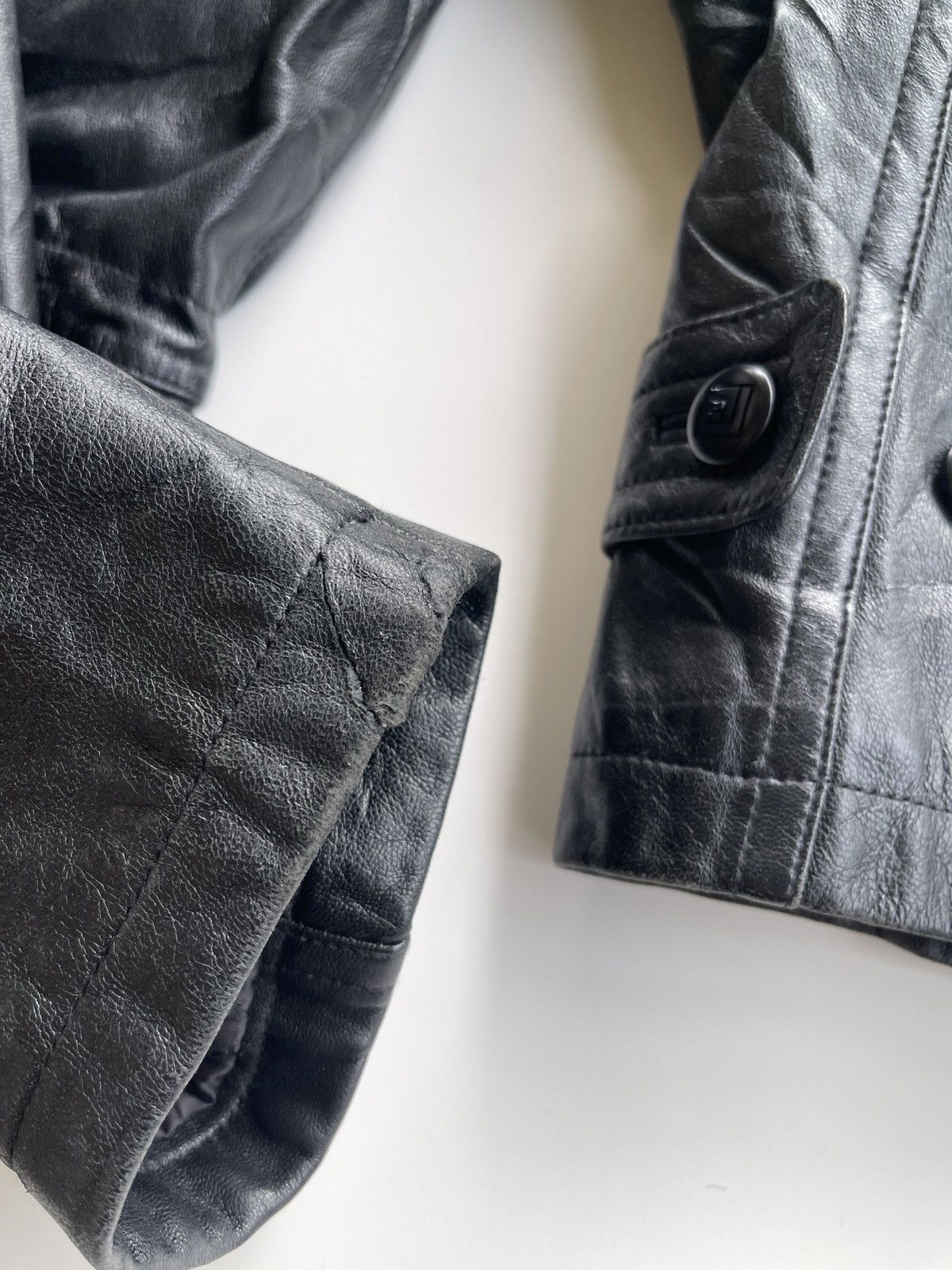 Pierre Balmain Vintage Pierre Balmain Sheepskin Leather Jacket Size US XL / EU 56 / 4 - 11 Thumbnail